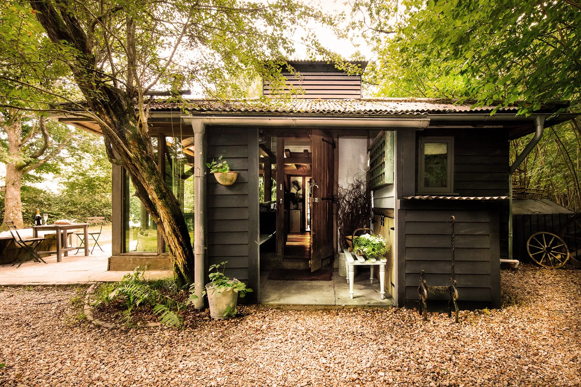 Tranquil_Cabin_22.jpg