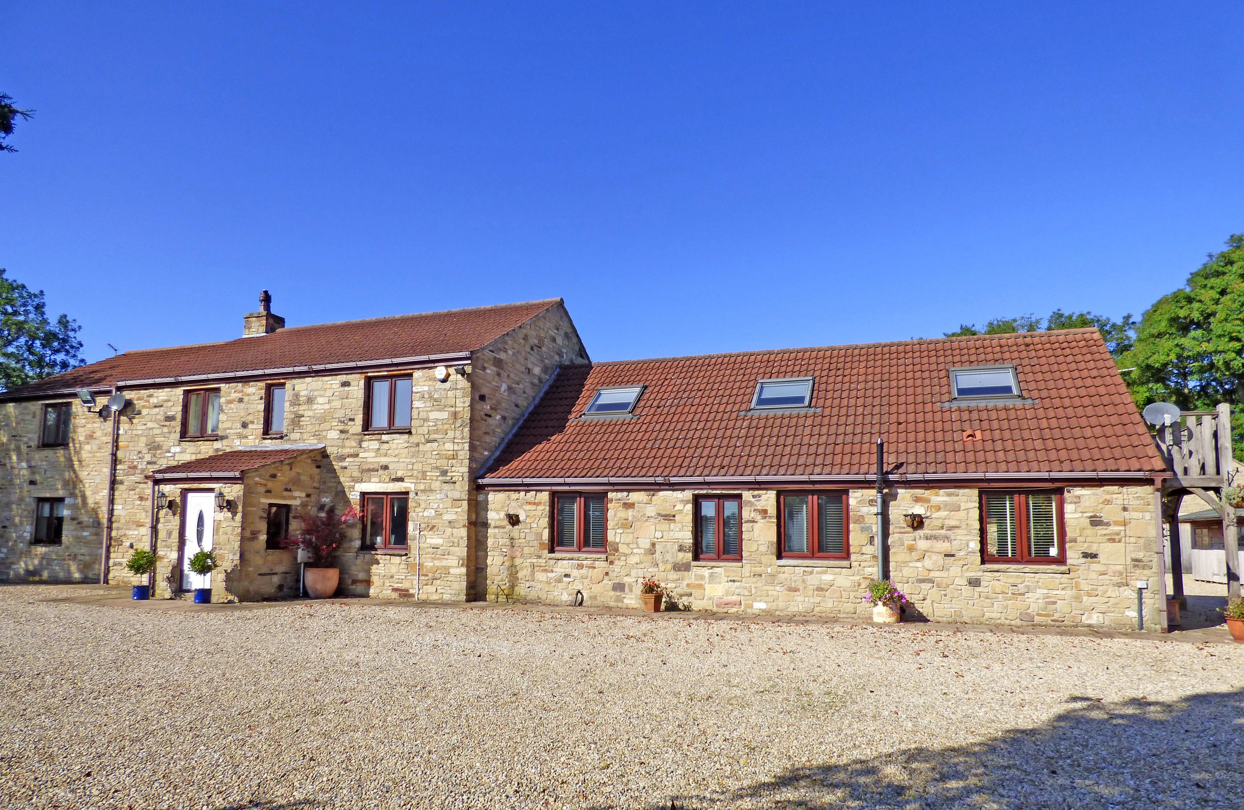 YORKSHIRE COUNTRY HOME