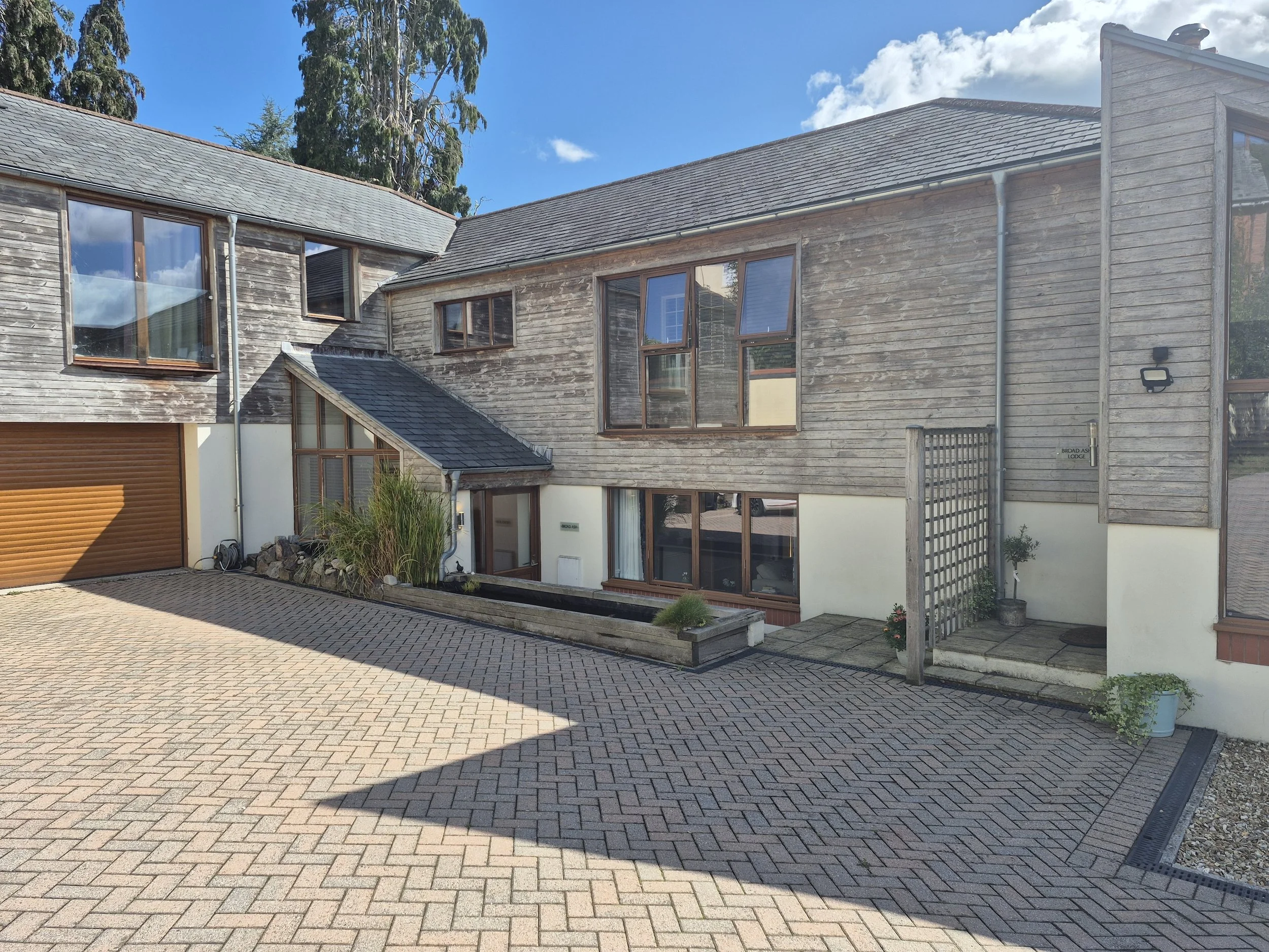 Devon_Design_House_02.jpg
