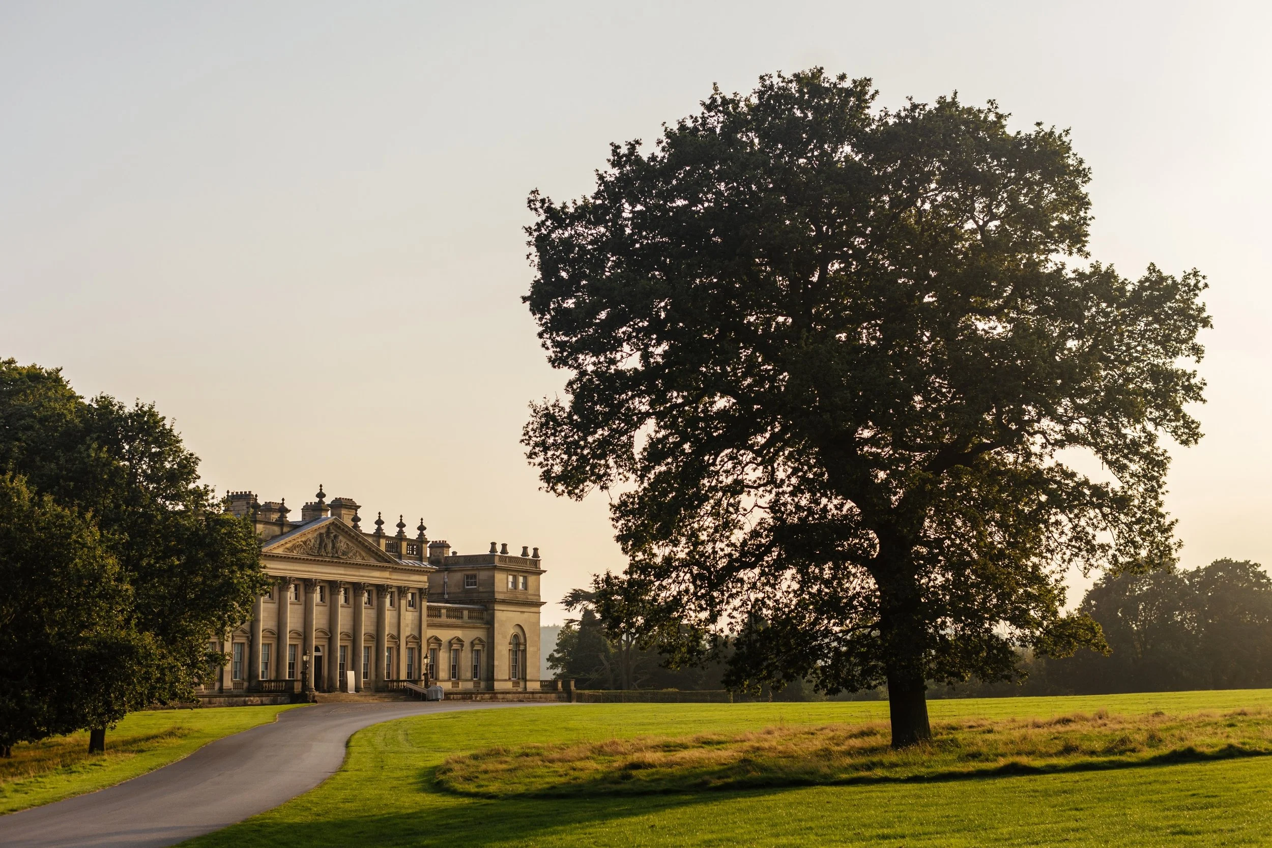 The Royals - Georgian_Stately_Home_27.jpg