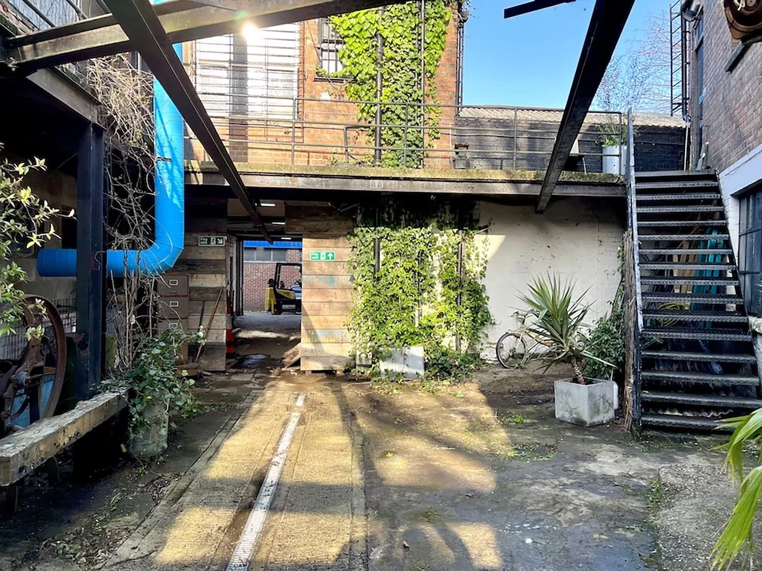 Victorian industrial warehouse photography studio in TottenhamBelt Craft Studios Yard 5.jpg