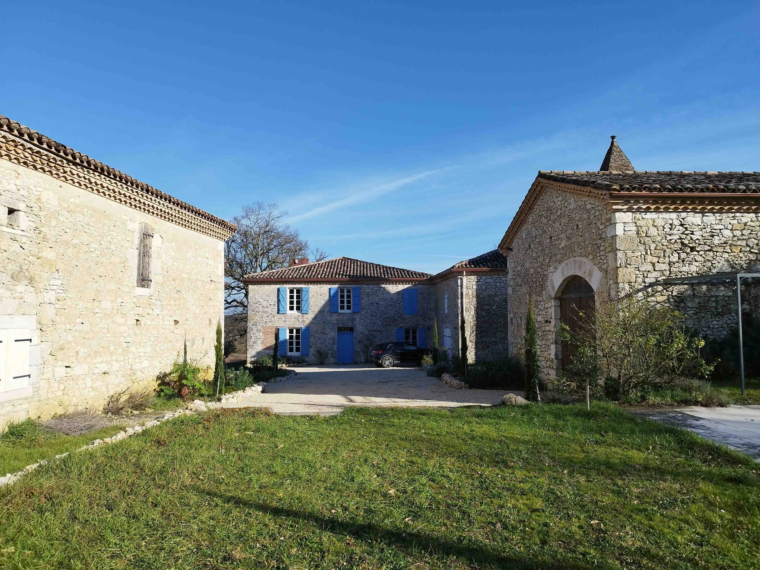 gascogne-medieval-estate-38.jpg