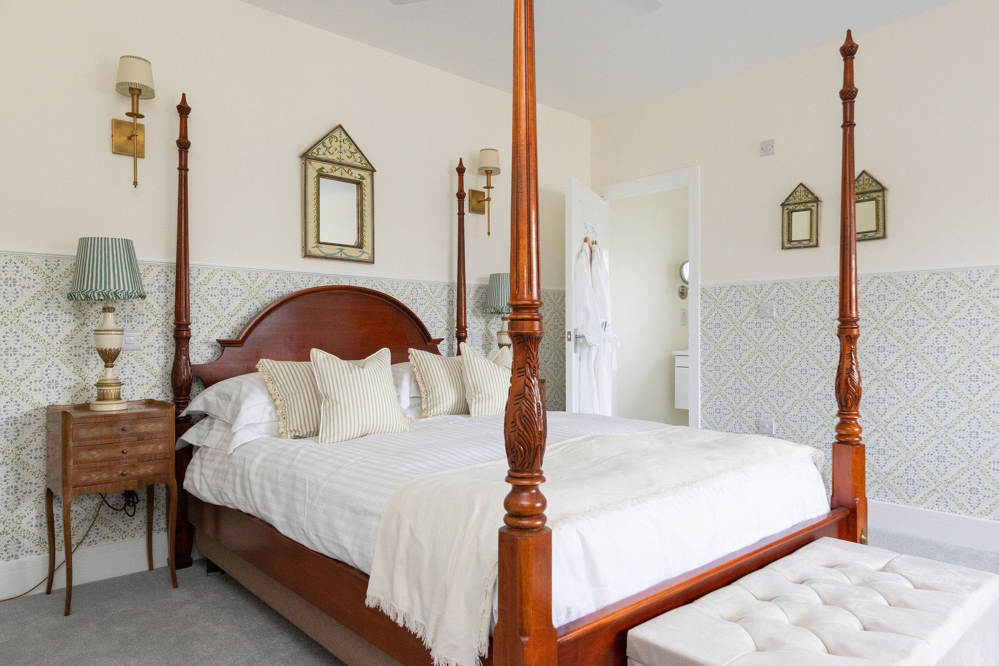 aldwick-beachfront-retreat-13.jpg
