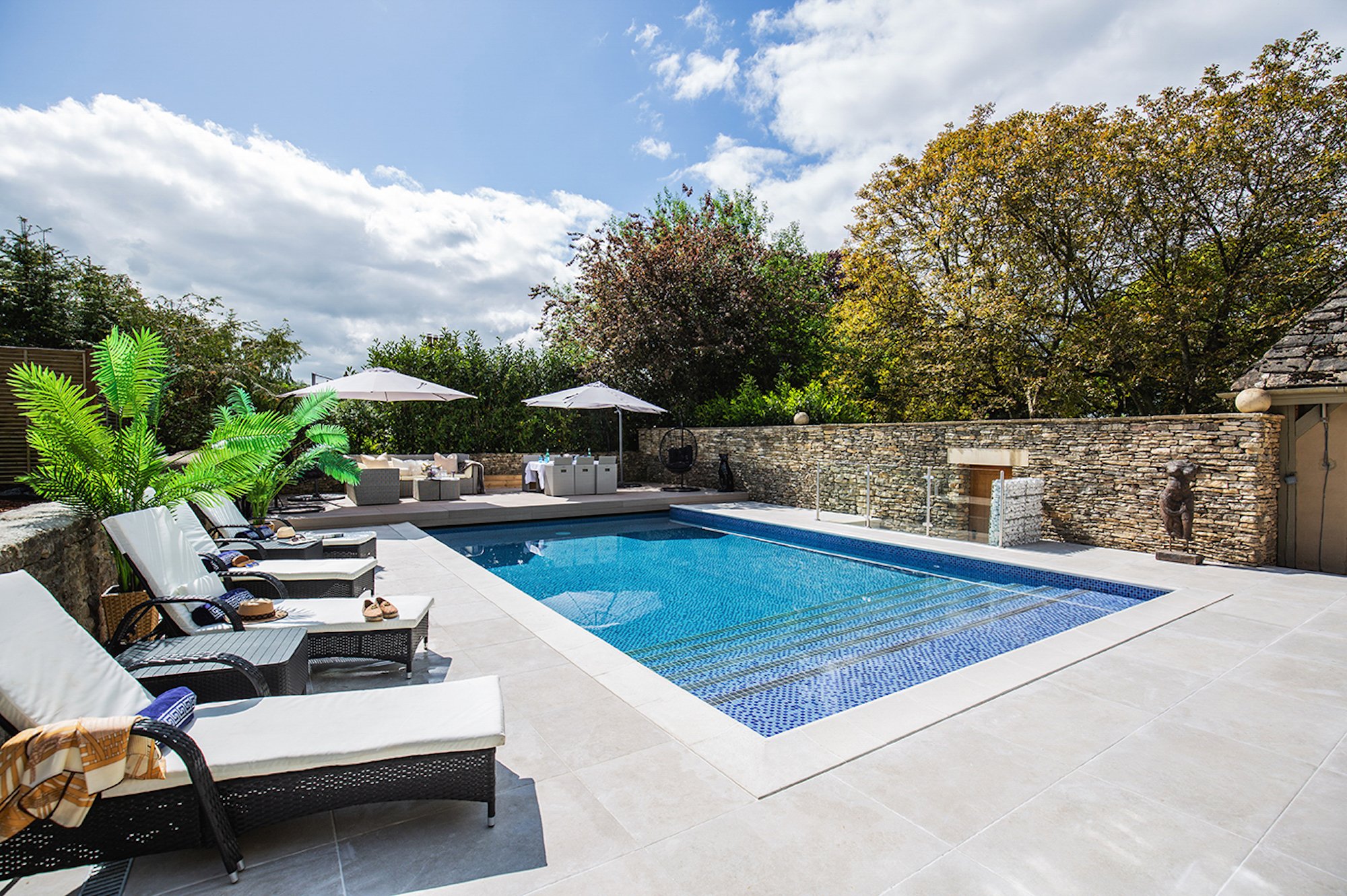 Joanna Galanis-location-stylist-12.jpg