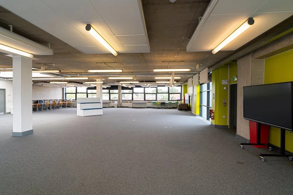 west-london-high-school23.jpg