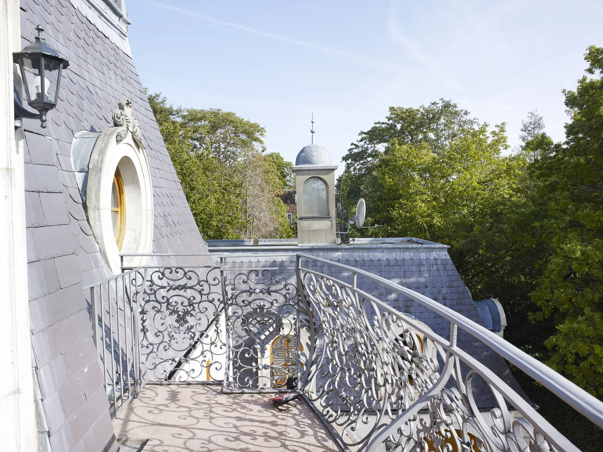 rococo manor97.jpg