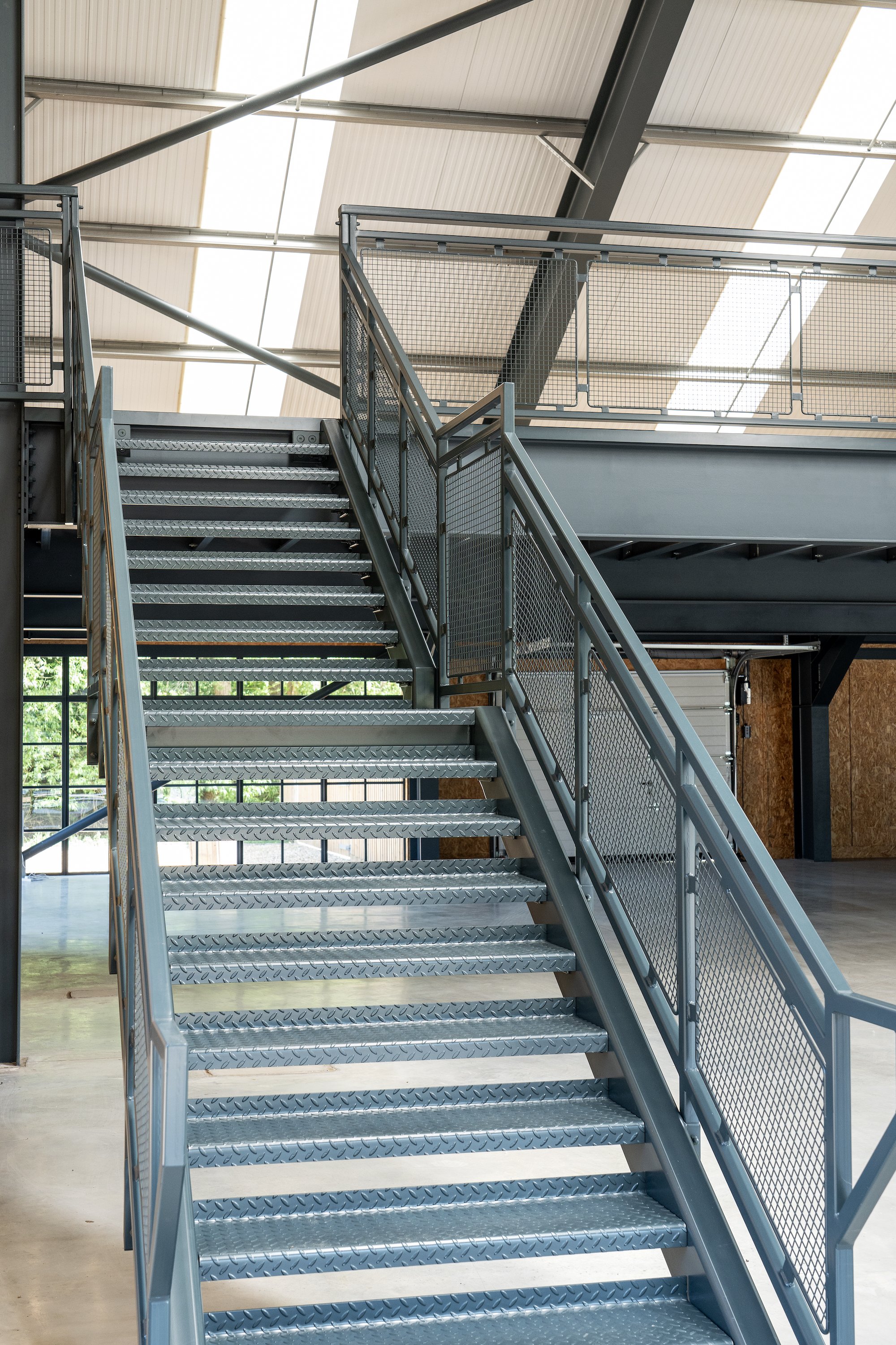 stylish-warehouse-oxfordshire-11.jpg