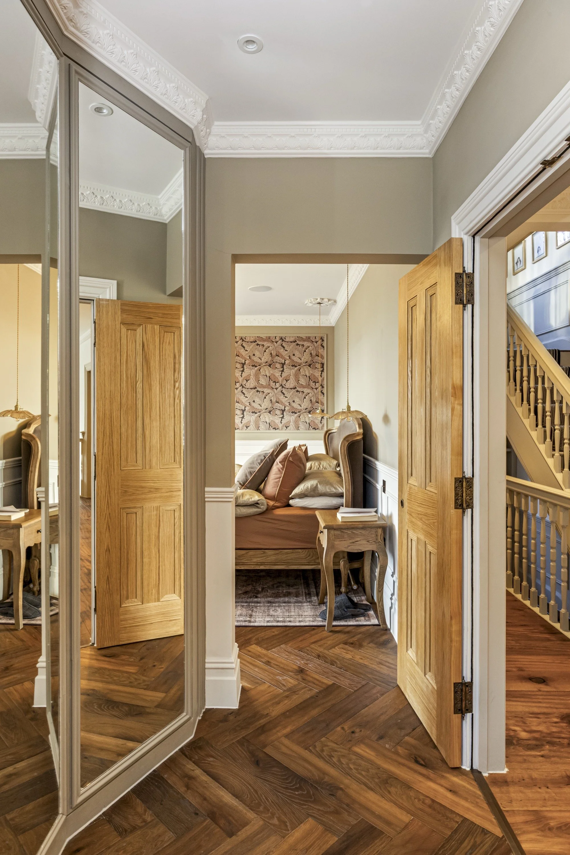 New Church Road, 77-016.JPG