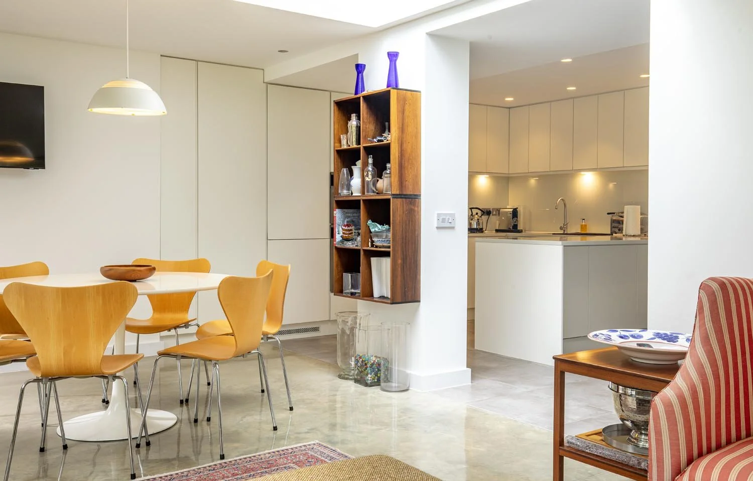 MODERNIST HOUSE __ LONDONKingsley Place - Silverstein Locations - March 2026_10.jpg