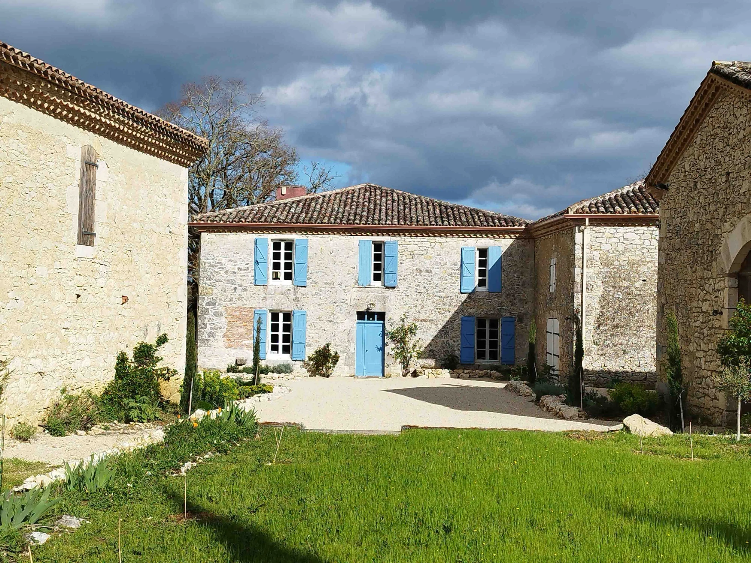 gascogne-medieval-estate-29.jpg
