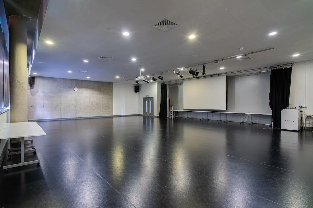 west-london-high-school10.jpg