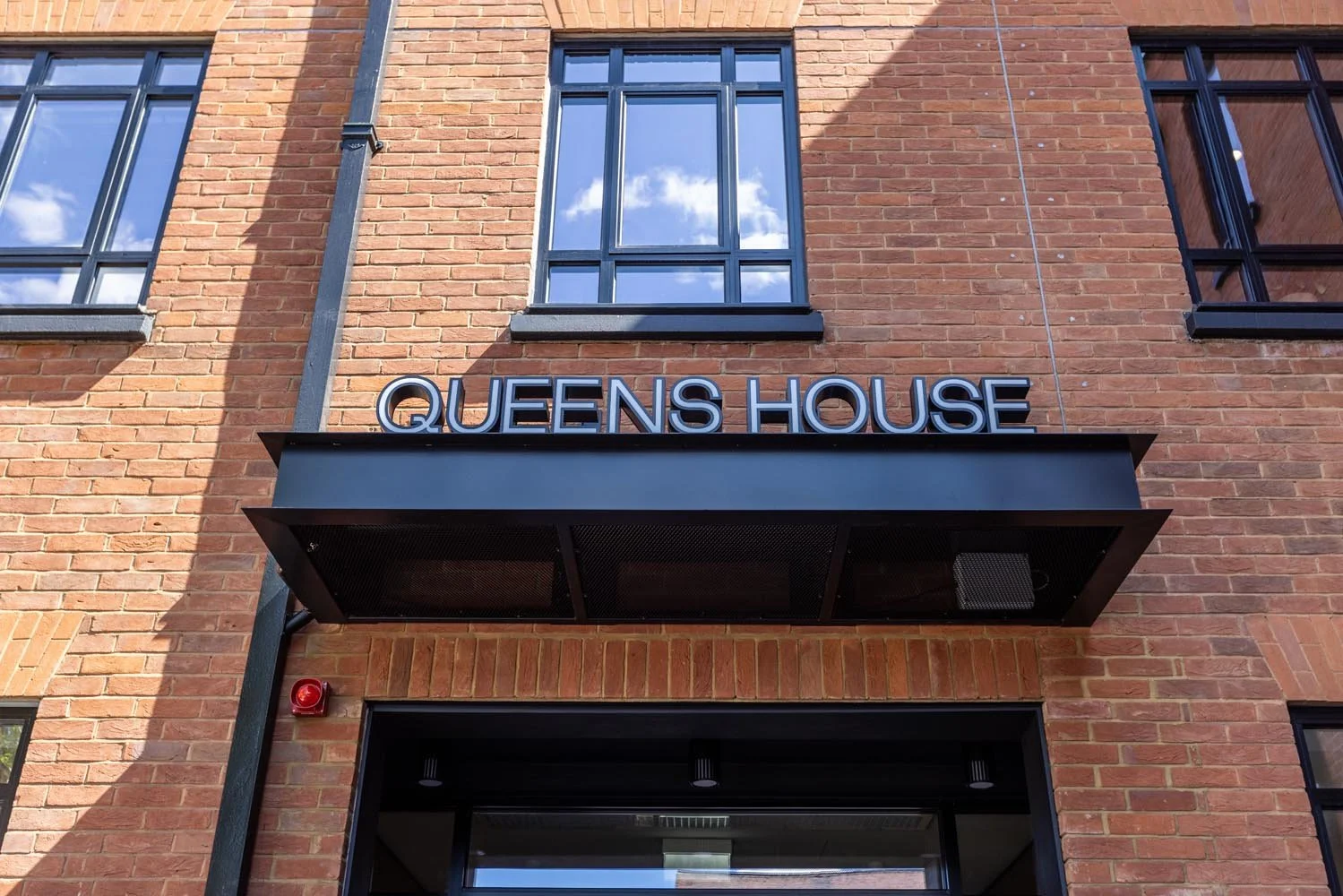 Creative-Offices-St-AlbansQueens House-094.jpg