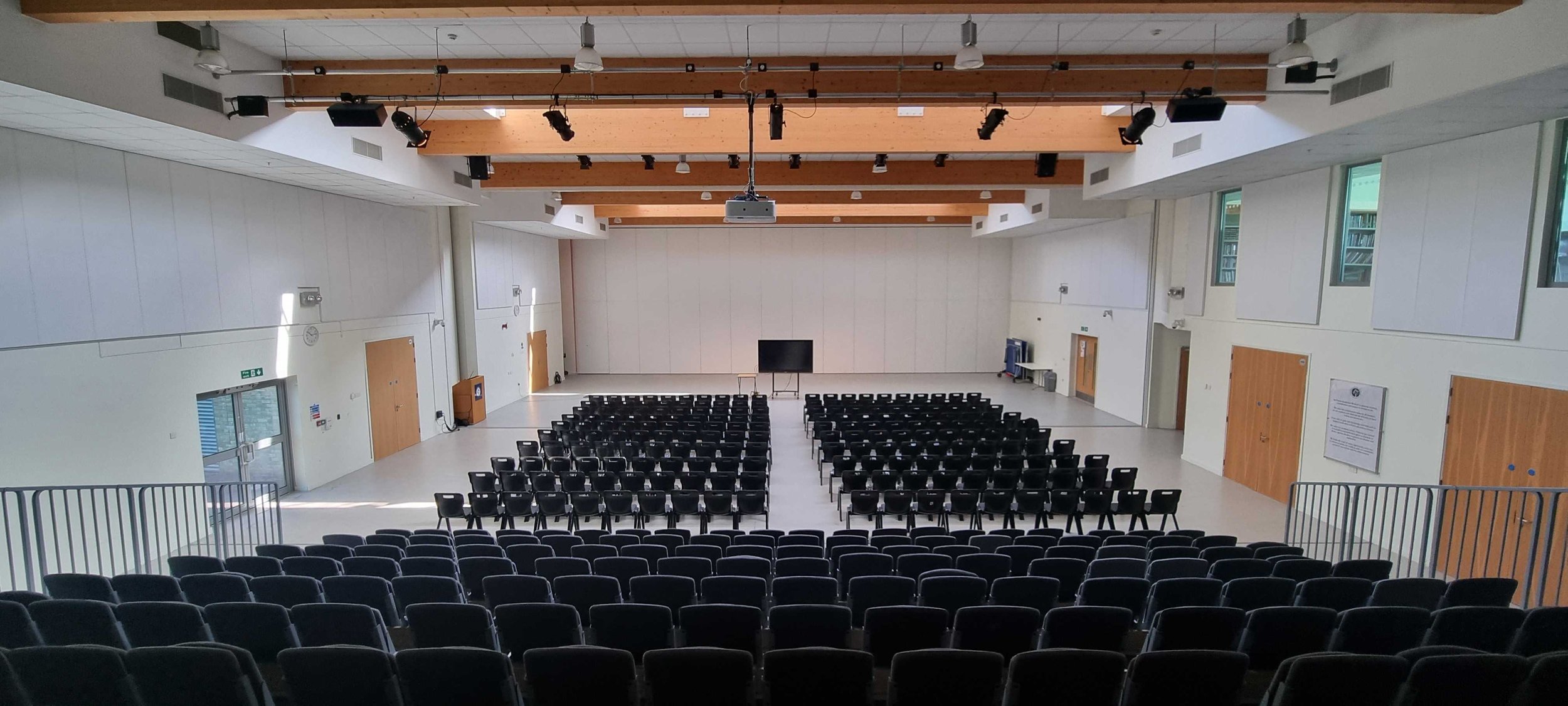 modern-watford-school4.jpg