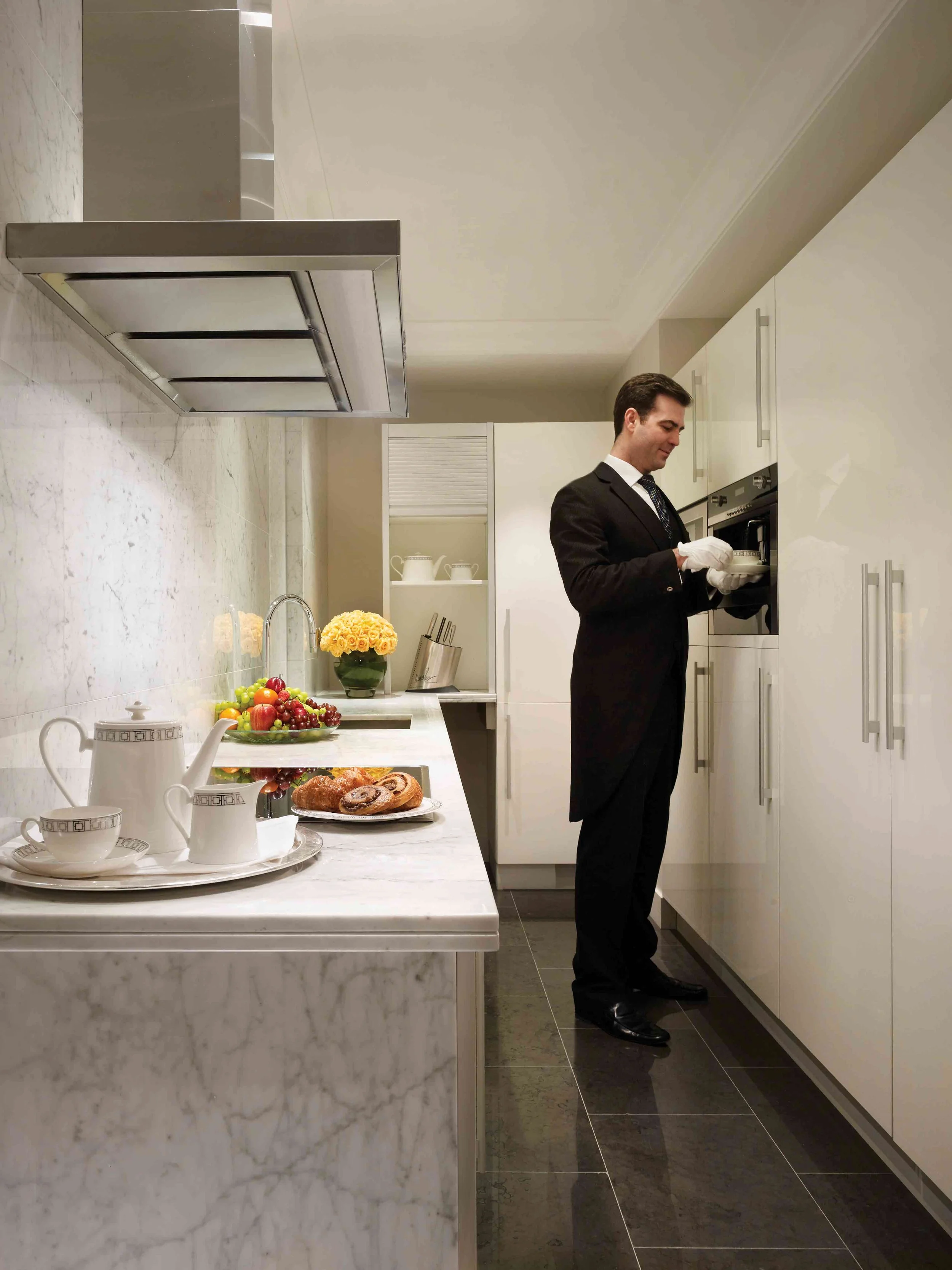 Royal-Penthouse-Butler_s-Kitchen-with-Butler-Corinthia-Hotel-London.jpg