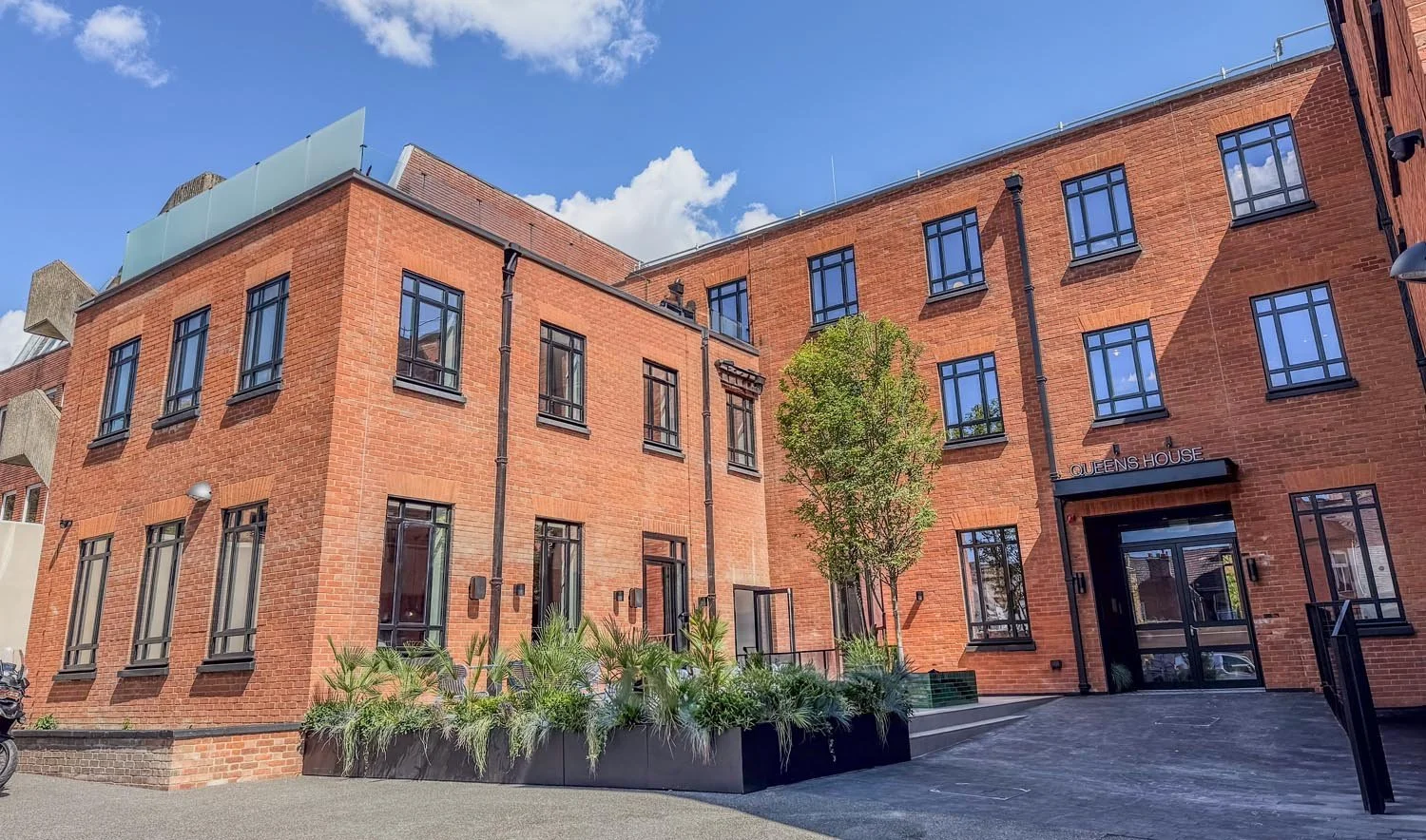 Creative-Offices-St-AlbansQueens House-028.jpg