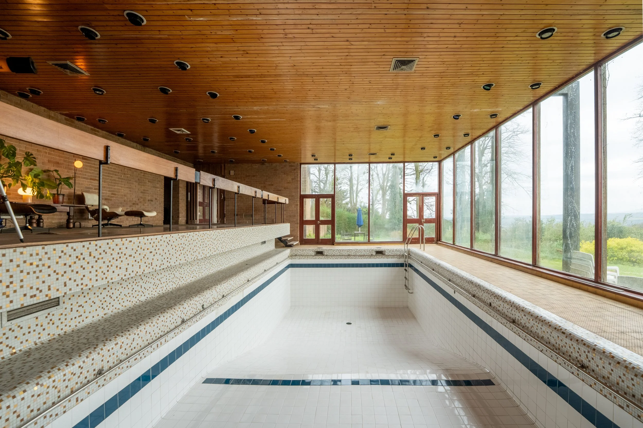 Pool (2).jpg