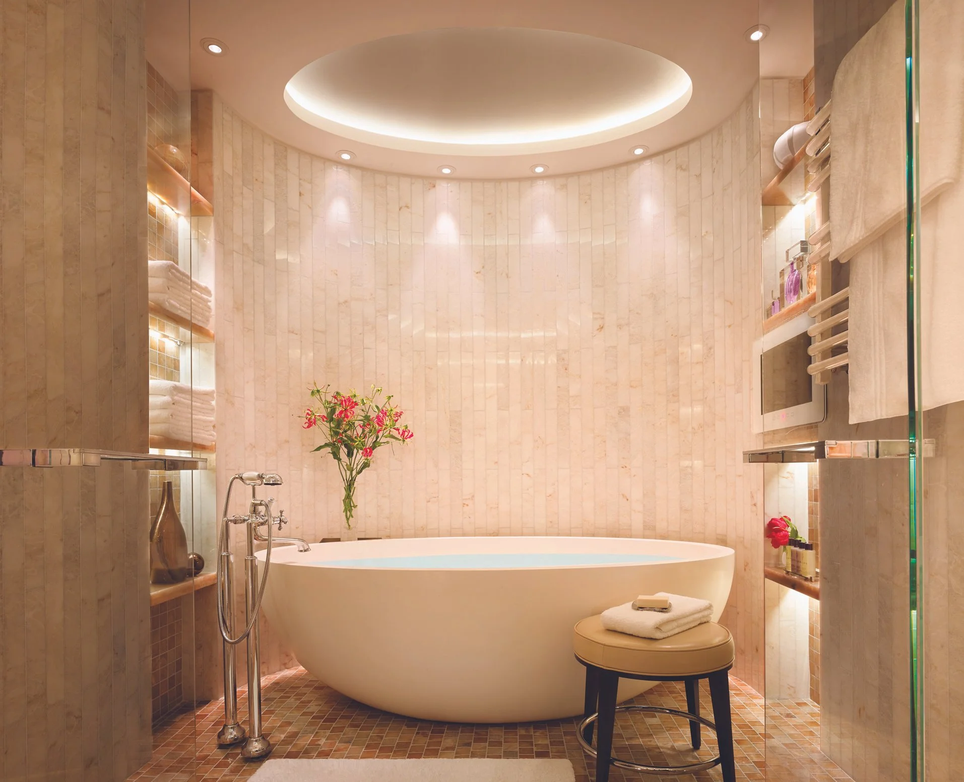 Royal Penthouse 2nd Bedroom Bathroom.jpg