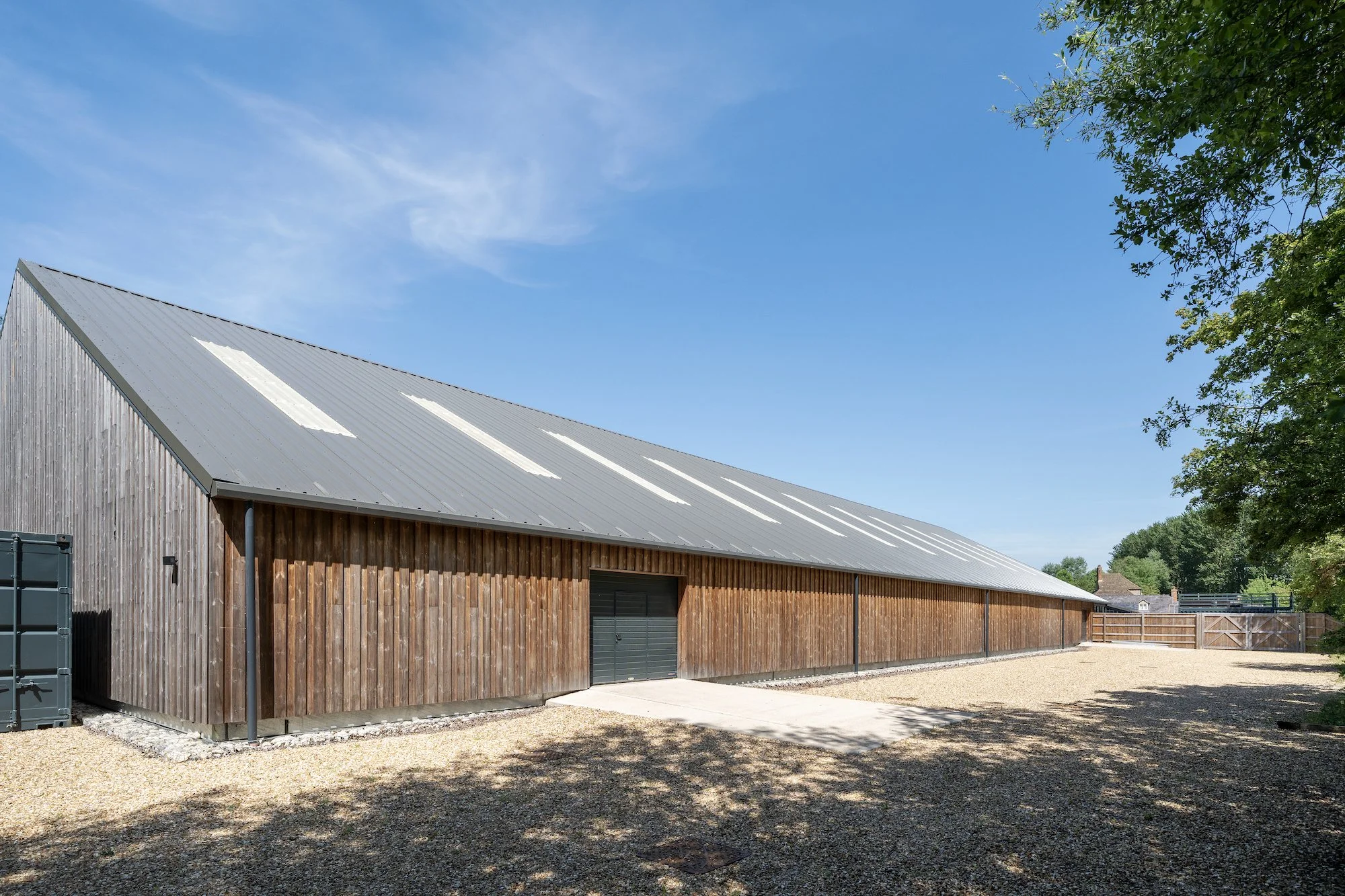 stylish-warehouse-oxfordshire-3.jpg