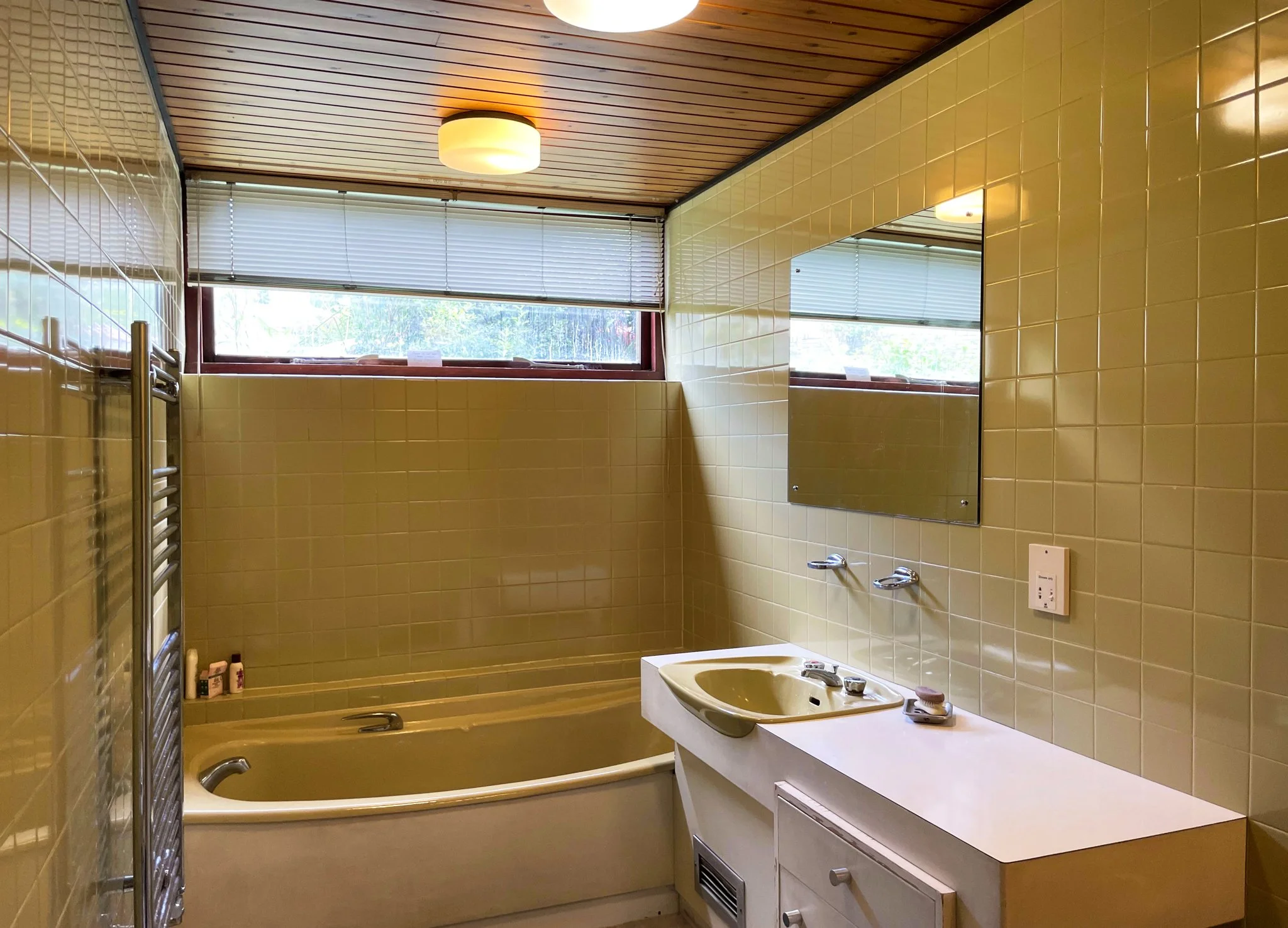 Green bathroom 1-3.jpg