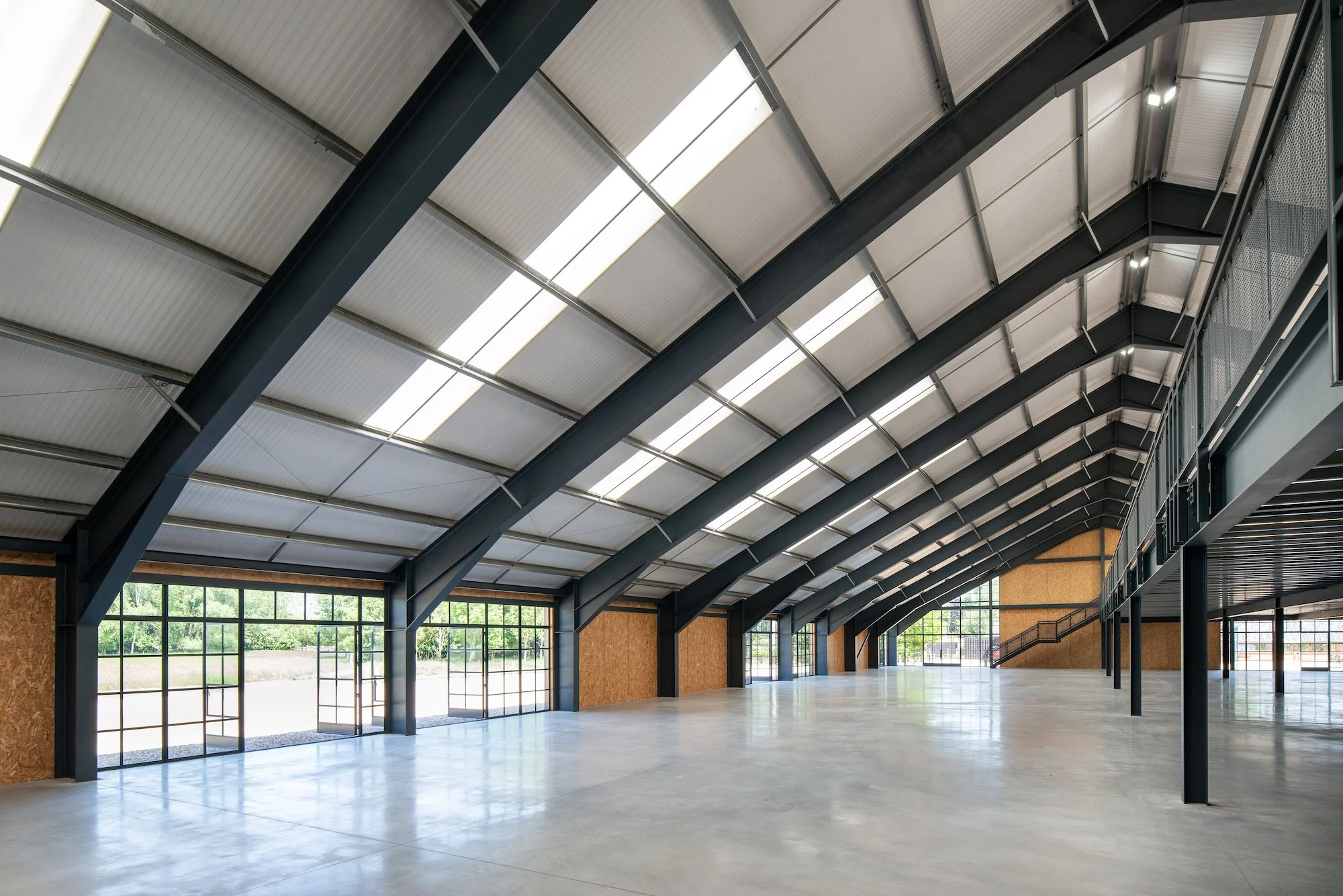 stylish-warehouse-oxfordshire-8.jpg