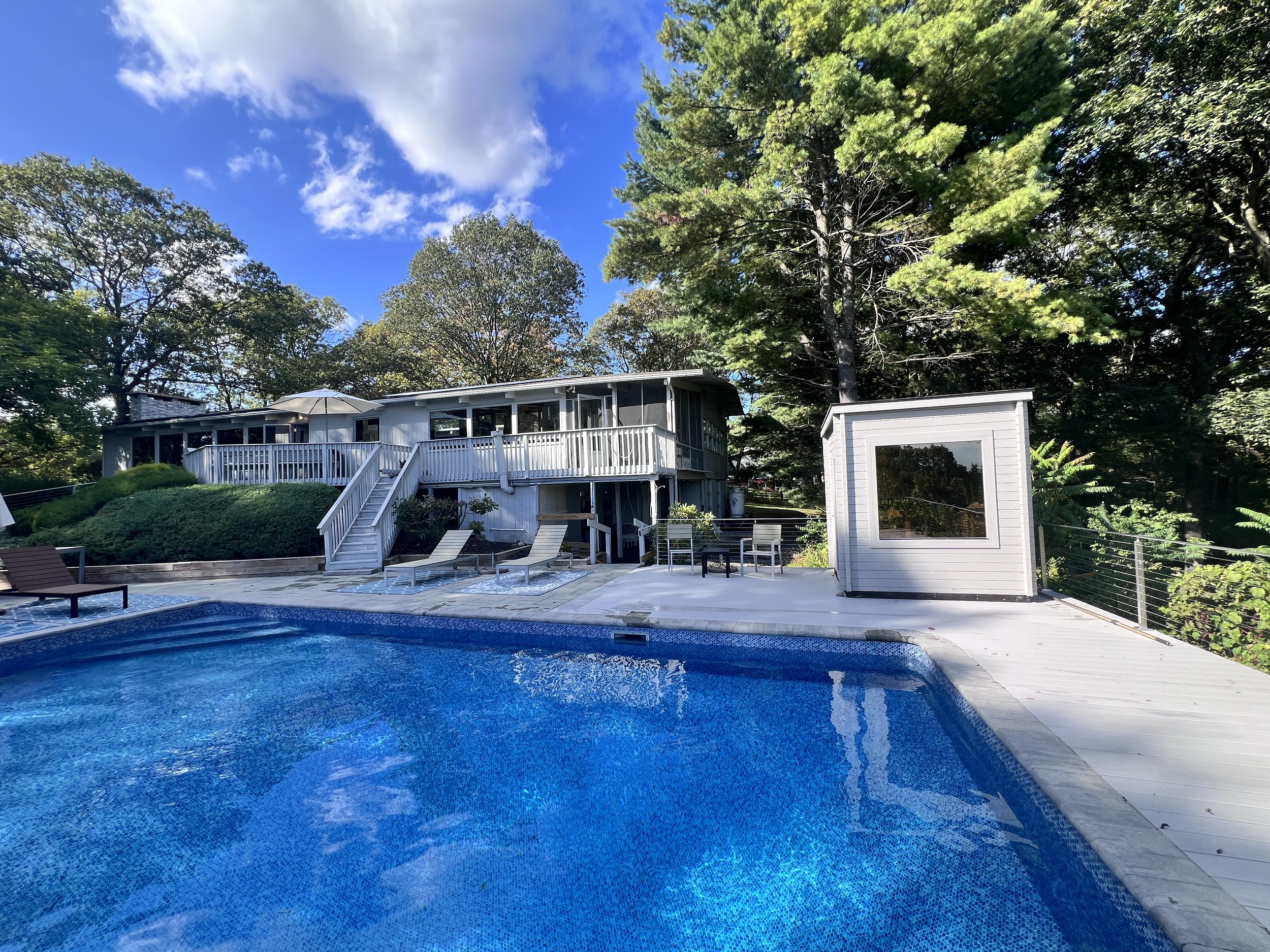 hudson-valley-mid-century-modern-newburghPOOL 4.JPG