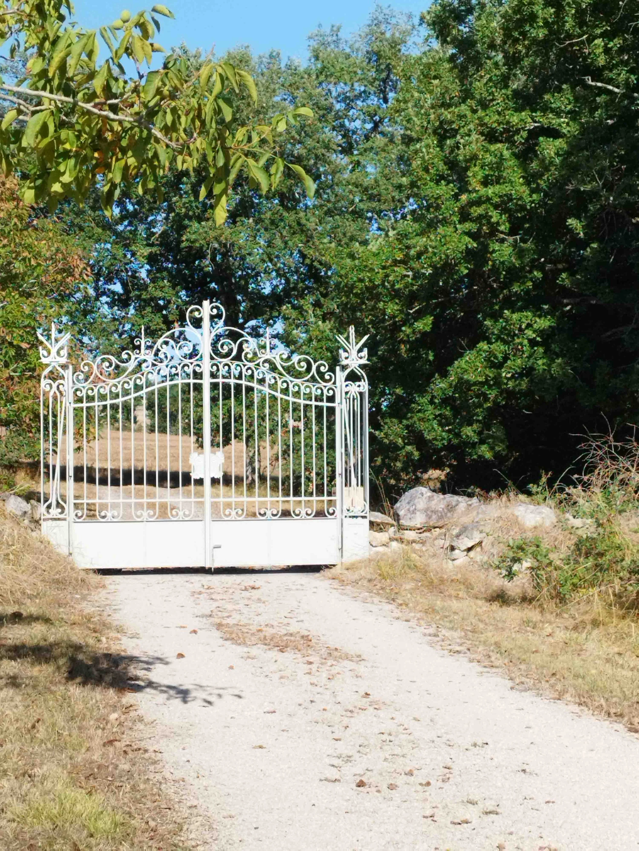 gascogne-medieval-estate-61.jpg