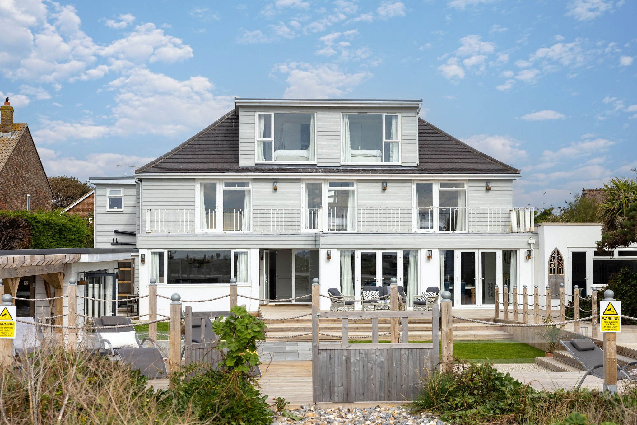 luma-beachfront-elmer-2.jpg