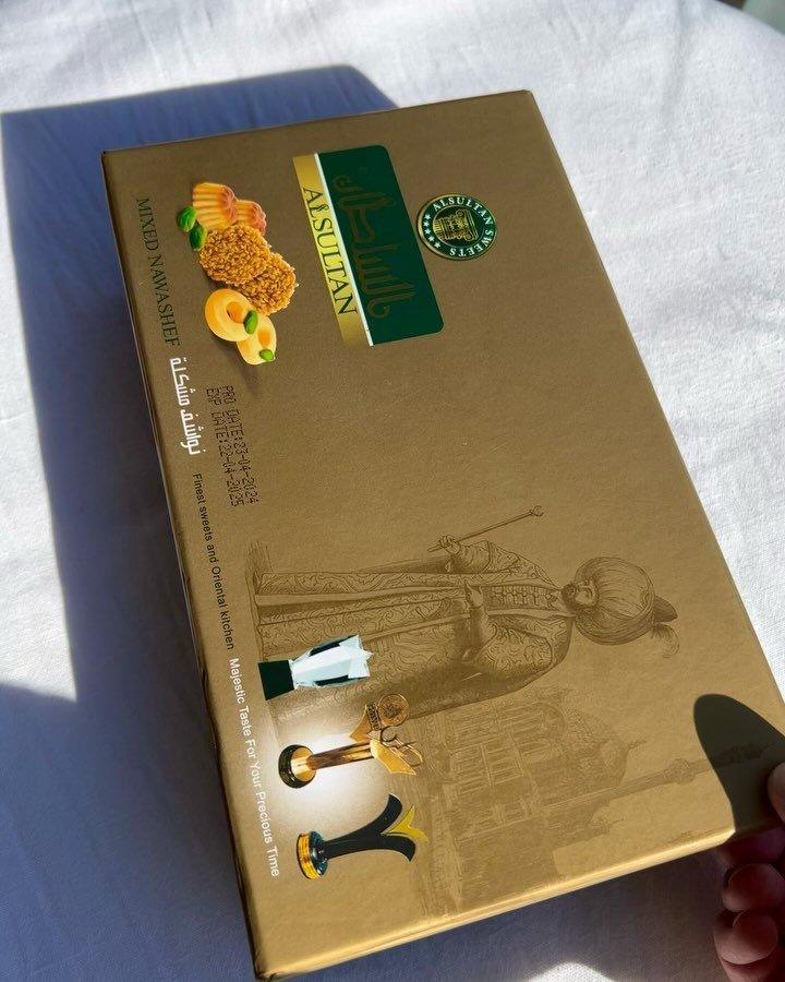 I love Middle Eastern cookies along with black coffee.

Here is a gift box from my daughter on a short visit from her workin the Middle East &ndash; thanks so much.

Ajwa &ndash; a filled cake with ajwa dates
Barazek is a nice cookie with sesame
Ghra