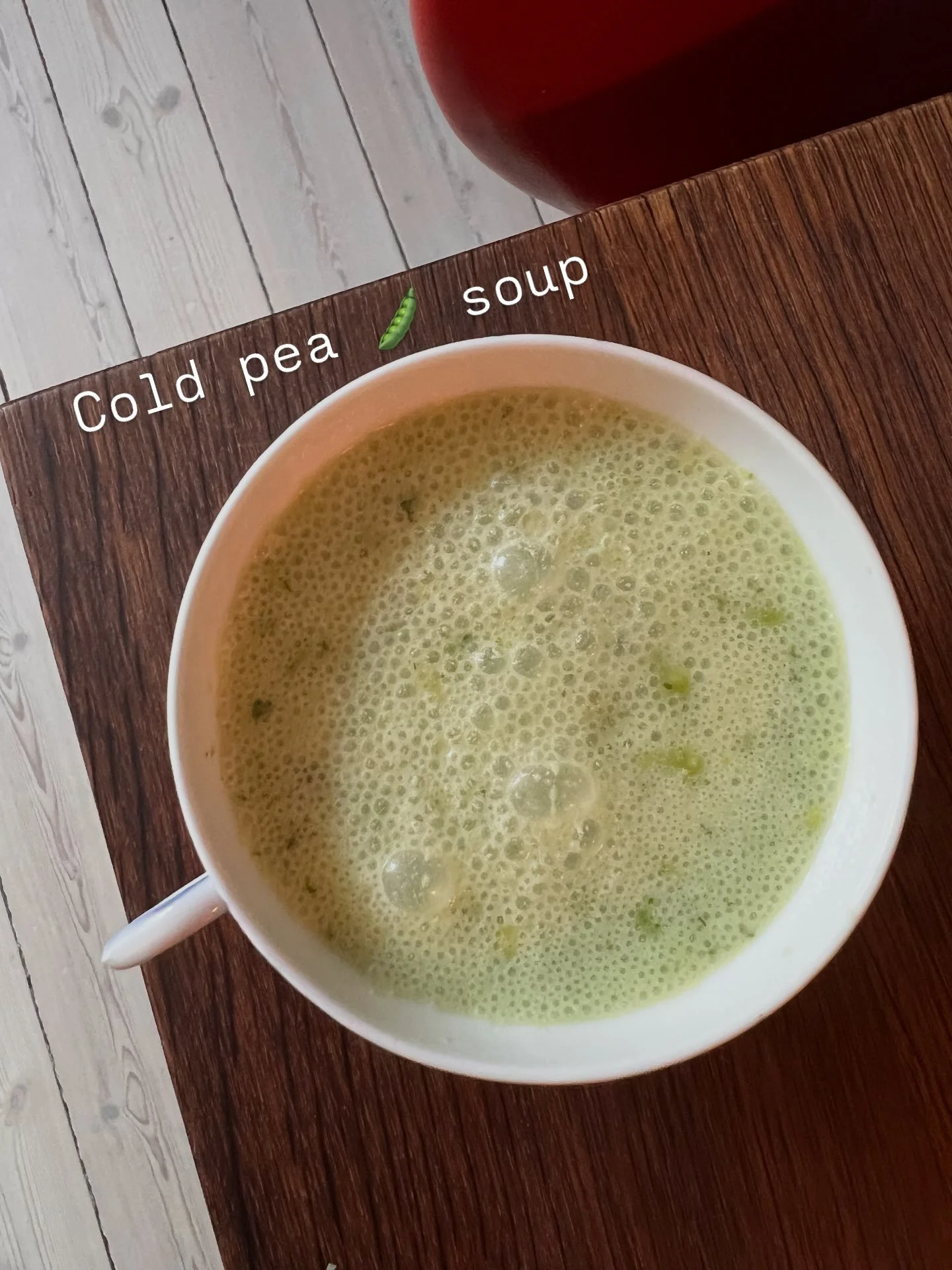 🫛🫛🫛🫛🫛🫛🫛🫛🫛🫛🫛🫛🫛🫛🫛🫛🫛🫛🫛🫛🫛🫛
Cold pea soup made with organic green peas and hen soup/stock.
I shell the peas, trimming off any wilted leaves from the pods. I blend the pods with the ice-cold soup and strain it, discarding the coarse p