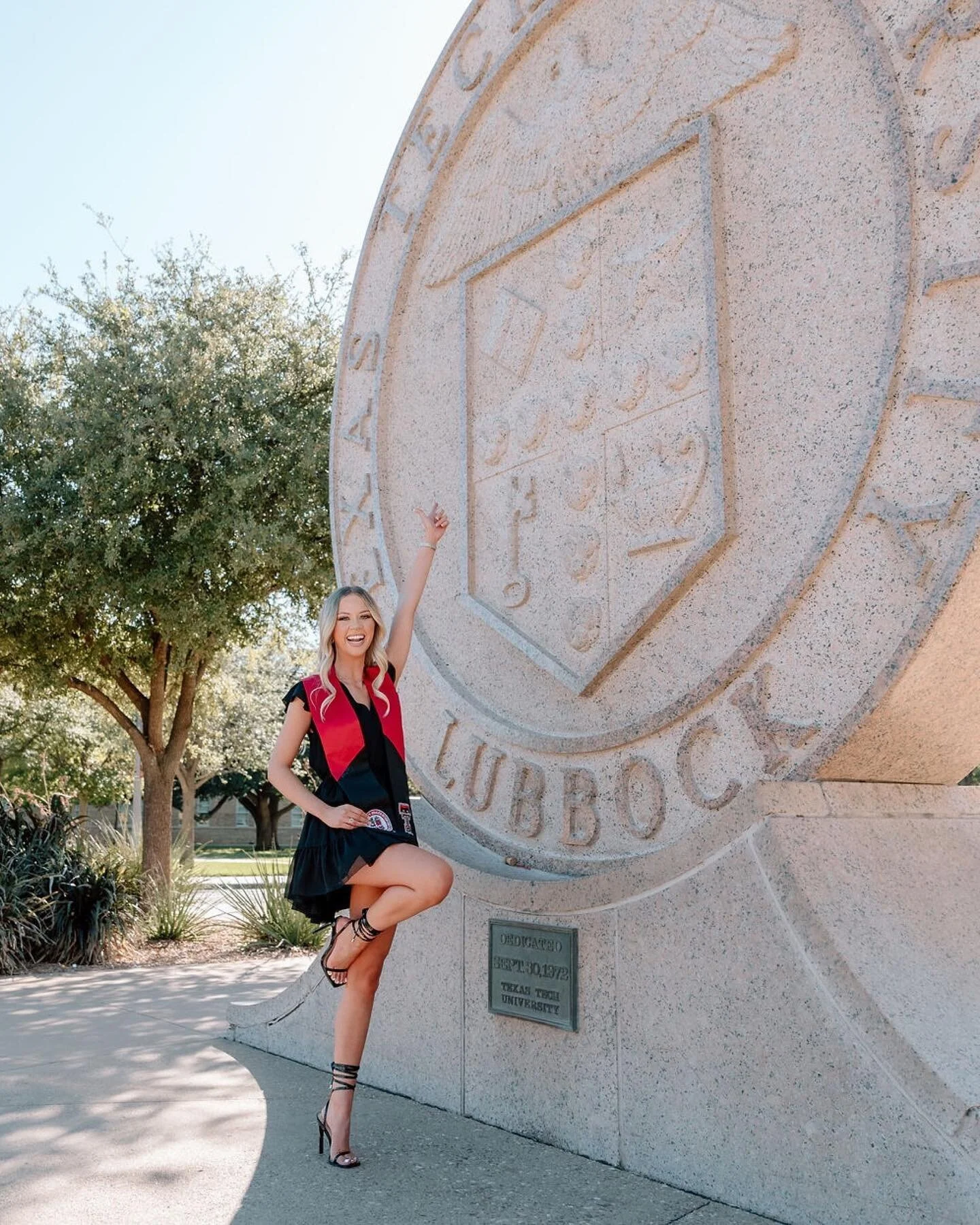 Can you believe the beauty that is Nicole?? I can&rsquo;t!!! Congratulations on your upcoming #graduation &hearts;️ #wreckem #texastech