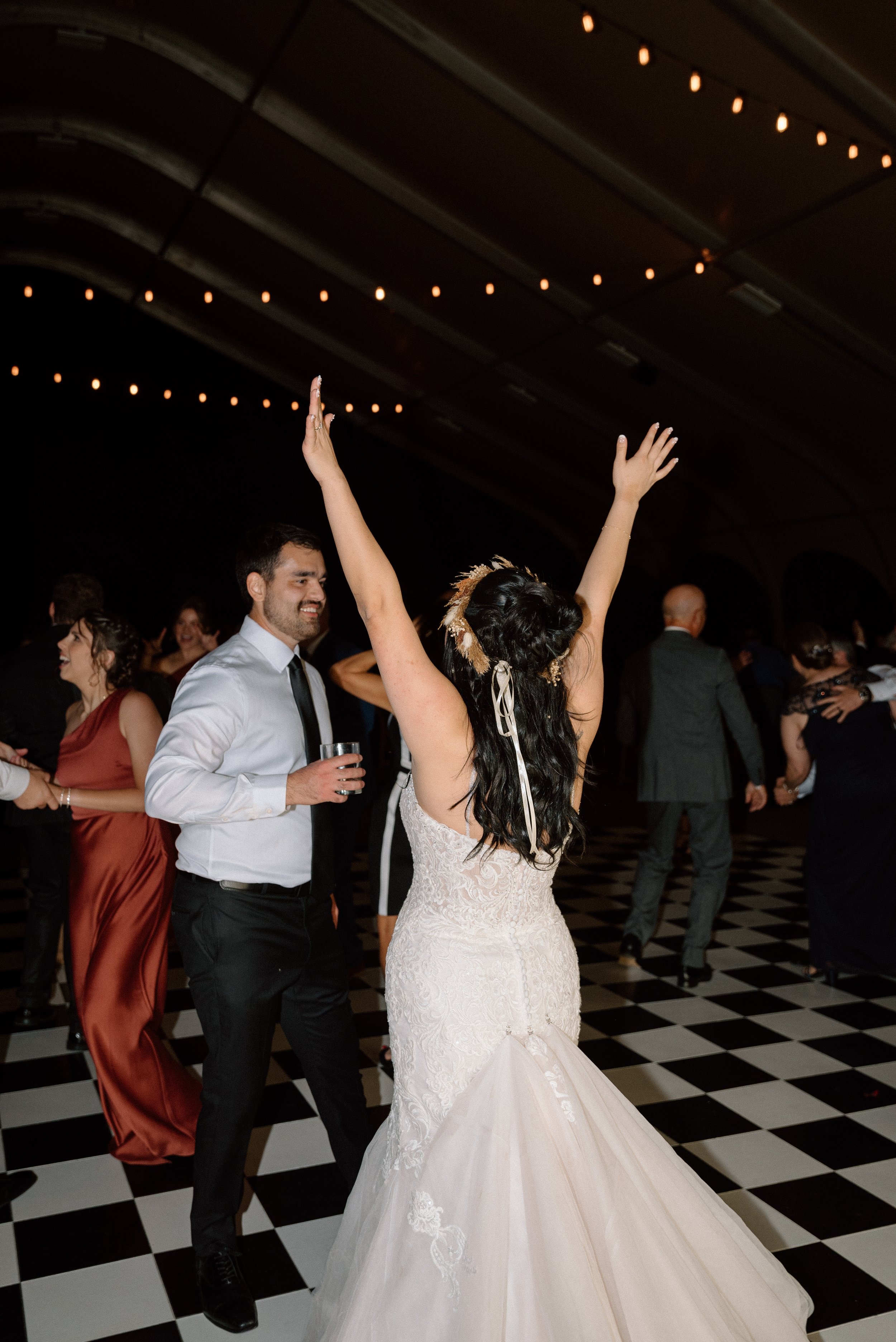 Kayla Kristine Photography_Zoo Wedding-57.jpg