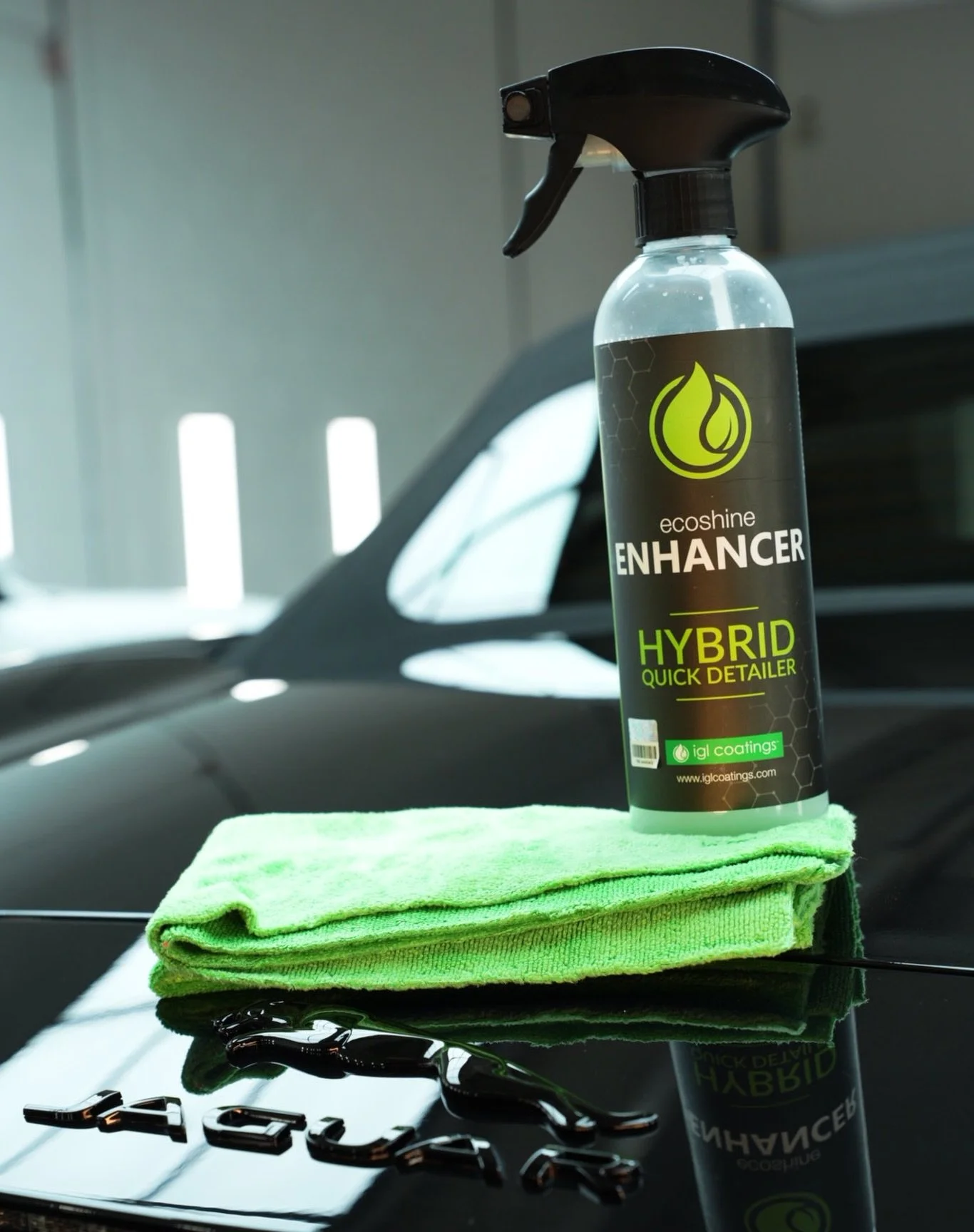 Thinking about adding protection and gloss to your vehicle? Here are some of the most common questions we get about IGL Enhancer 👇

🤔 What is a quick detailer?
A quick detailer helps boost gloss, slickness whilst adding a sacrificial layer of prote