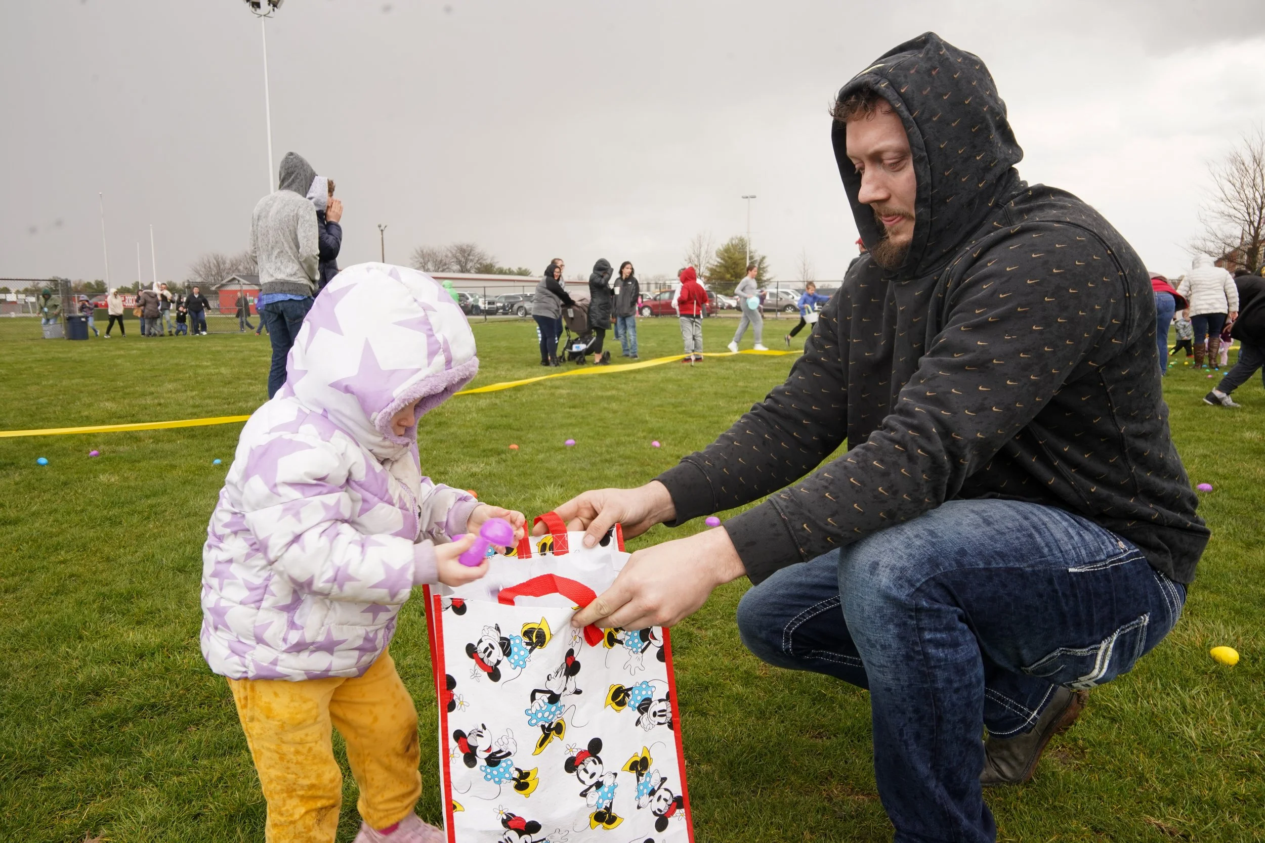 Egg Hunt-02.jpg