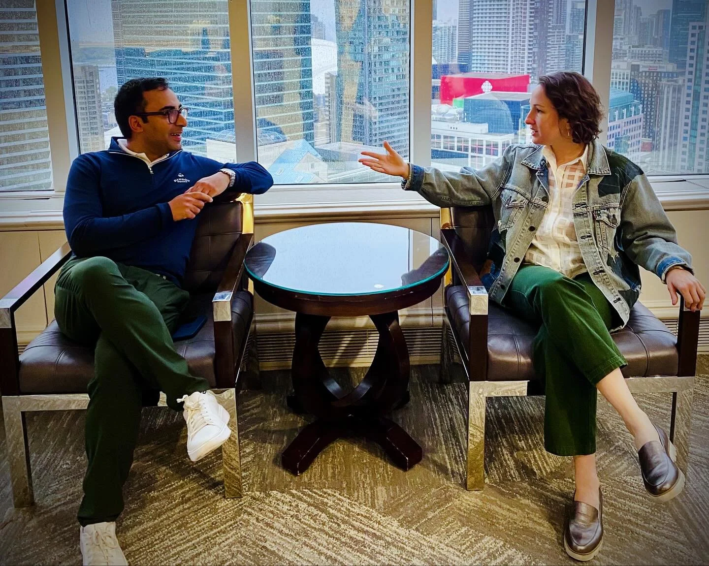 We made a dinner reservation one year from now.

To celebrate achieving all the goals we wrote down at dinner last night.

This is Tarik.

Ever since we met in Robb&rsquo;s community for purpose-driven coaches with 6-figure businesses, he&rsquo;s bec