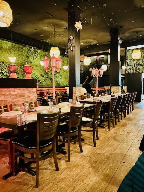 Le Uptown, Congolese Restaurant Old Port Montreal