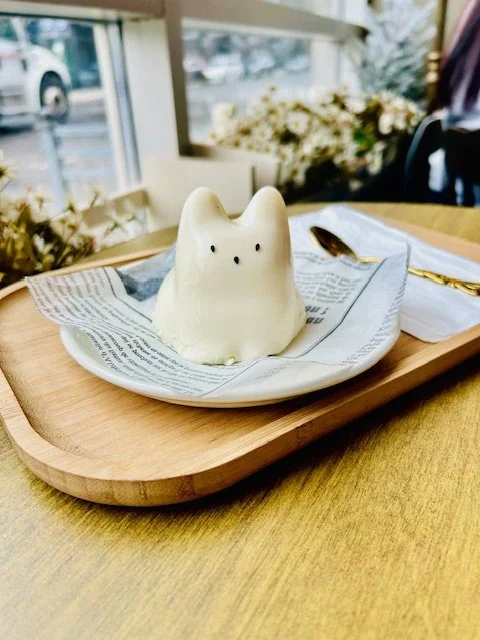 Best Cafes and Dessert Parlours in Downtown Montreal