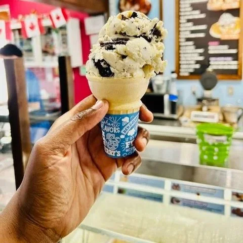 Ben &amp; Jerry's Ice Cream Shop Montreal