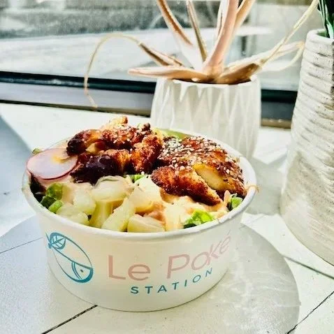 Le Poké Station Crescent Street, Downtown Montreal