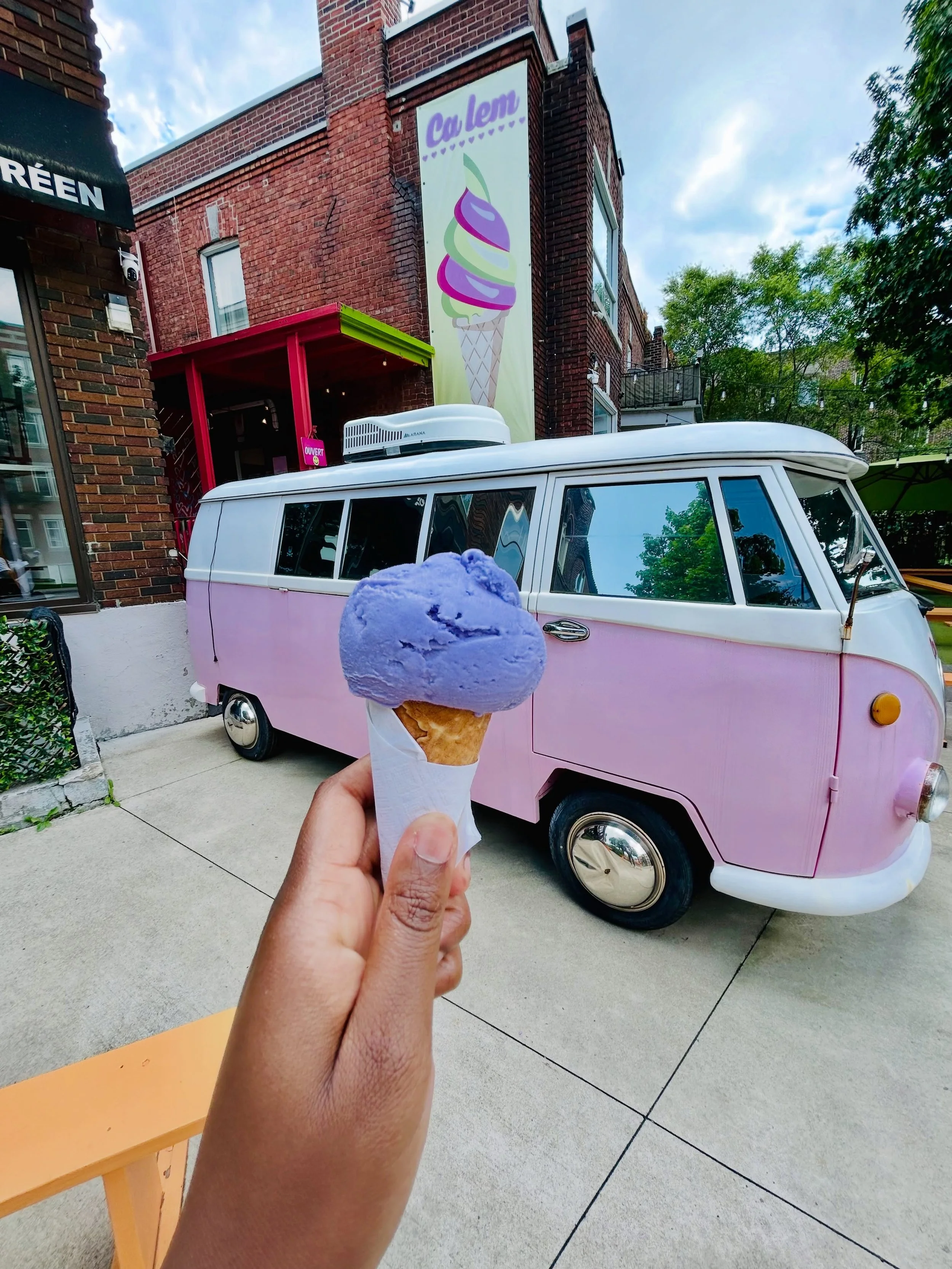 If you&rsquo;re searching for a fantastic ice cream shop in Montreal, CA-LEM Creamery is a must-visit.  @calemcreamery 

This family-owned and operated establishment has several locations throughout the city. I recently visited their NDG location and
