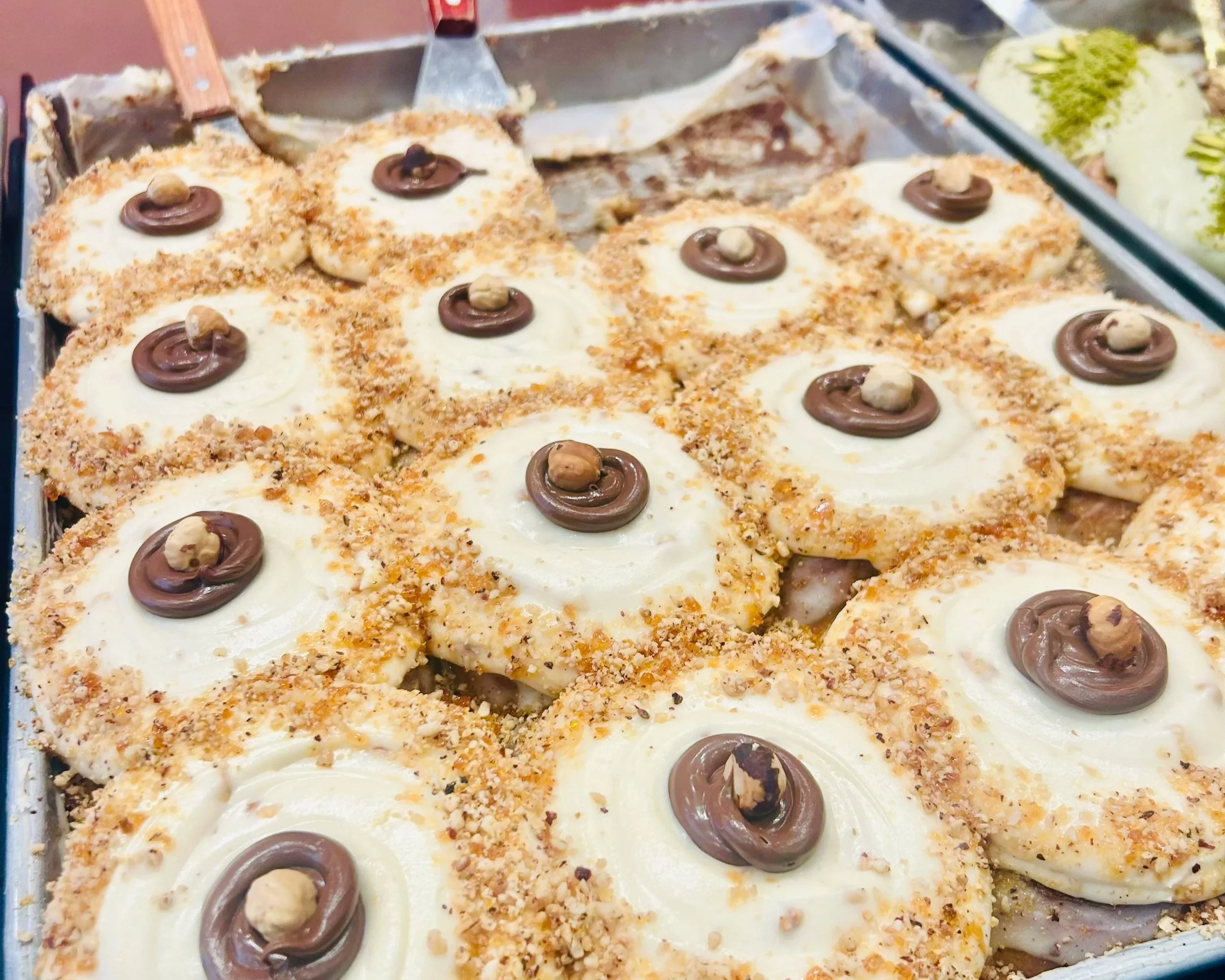 ROLLYS Dessert Shop Downtown Montreal