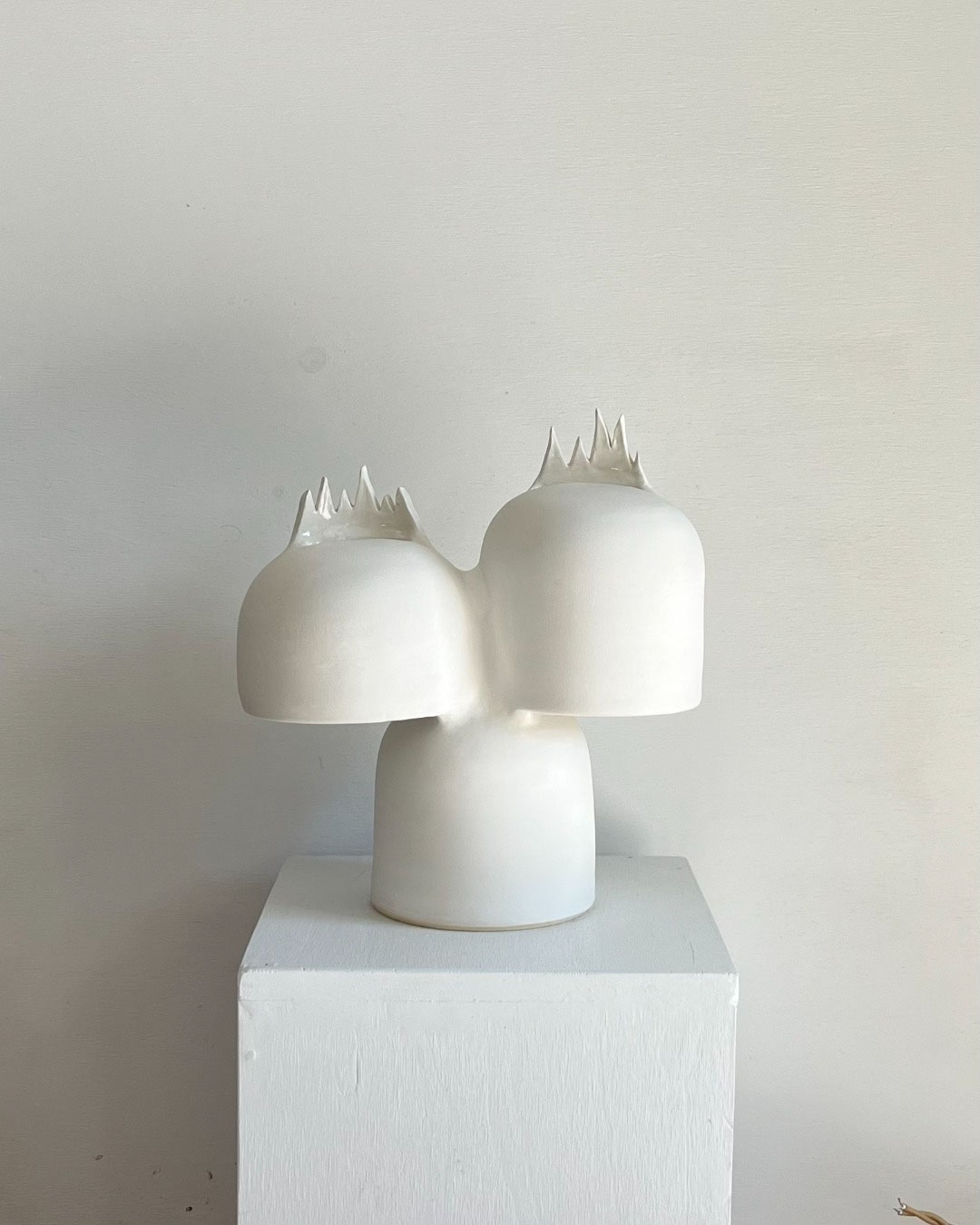 03_MINI_DBL_SG_SALT_FLAME_DETAIL_FRONT_DENNIS_GOTS_CERAMICS.png