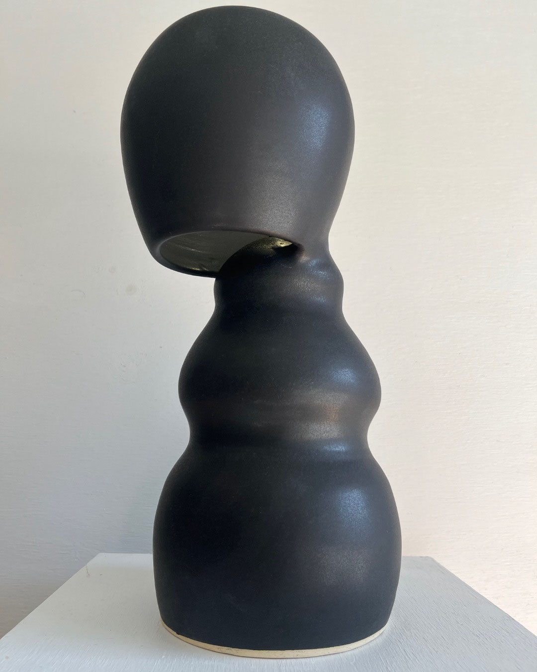 01_SG_MATTE_BLACK_BELOW_DENNIS_GOTS_CERAMICS.png