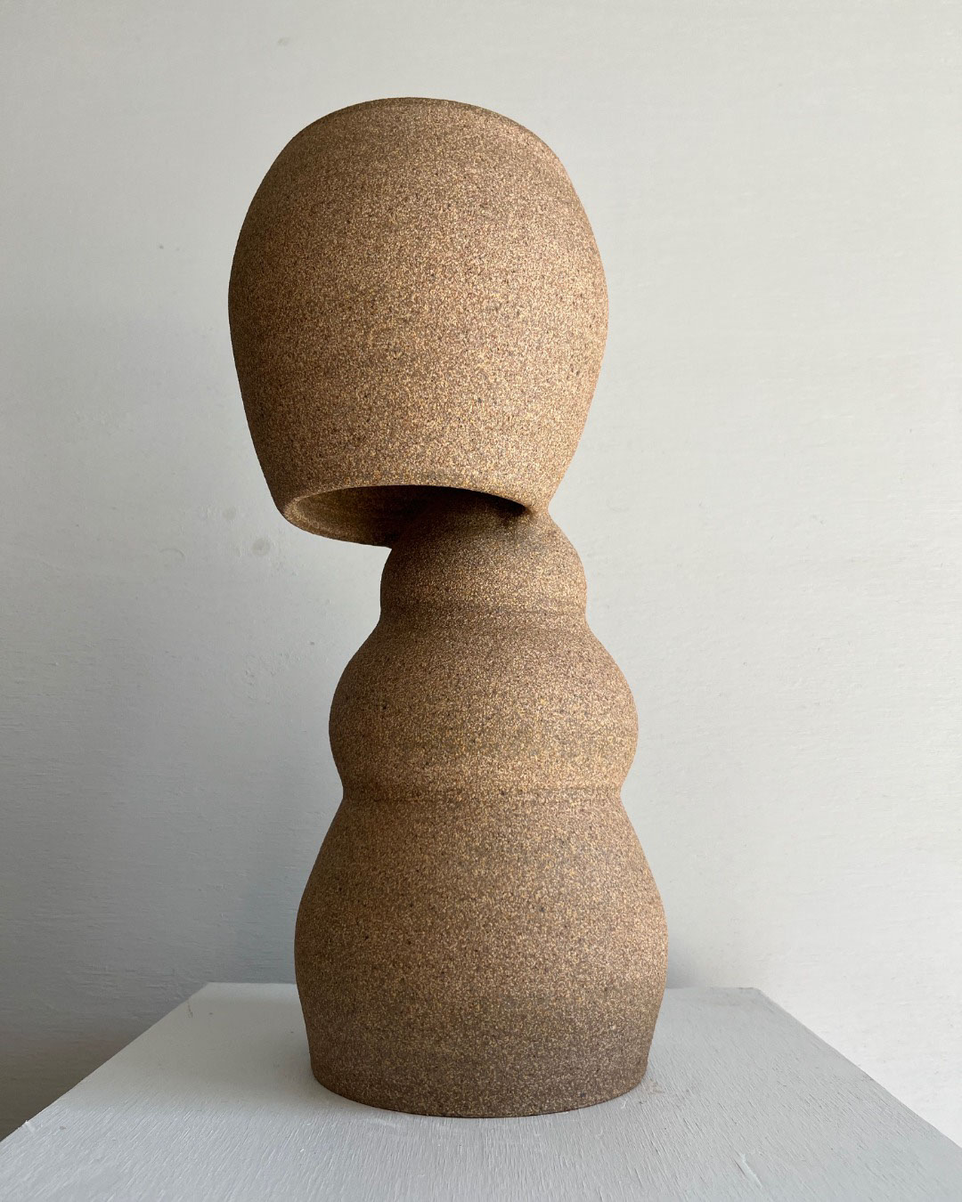 01_SG_SANDSTONE_FRONT_DENNIS_GOTS_CERAMICS.png