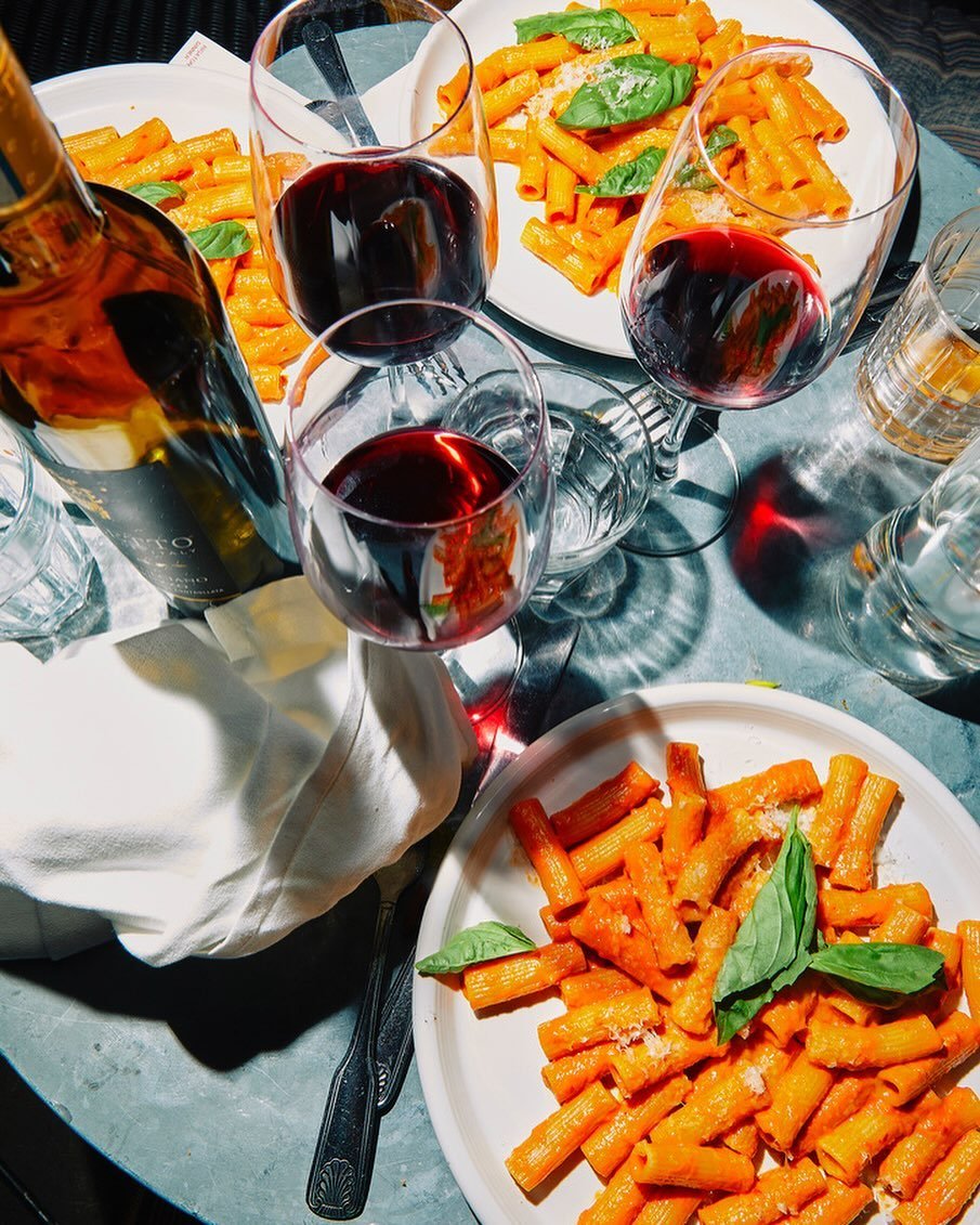@rigatoniclub is the world&rsquo;s first &amp; only members-only dinner &amp; social club dedicated to rigatoni pasta &amp; italo culture. join us at @maisonmassilia this Saturday 05.04 for the afterparty CLUB RIGATONI @ 9:30pm. #massilia #santamonic