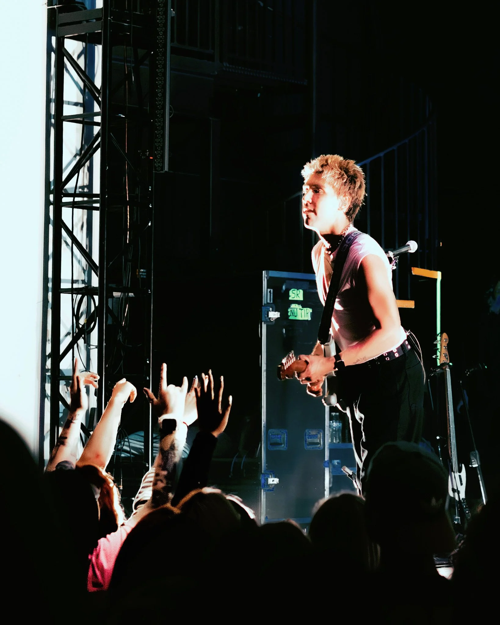 BadSuns_UptightMag_AJKeesler-21.jpg