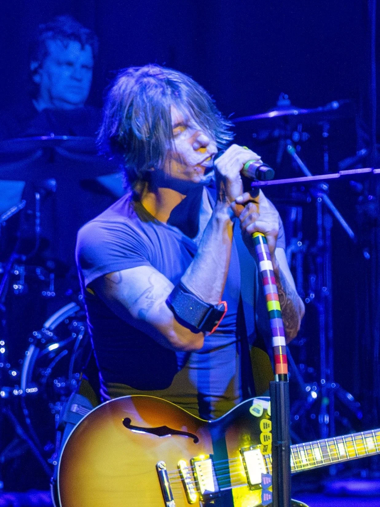 Icons of alt rock @googoodollsofficial played @townballroom in Buffalo just before Thanksgiving. Here are some scenes from the night.

Check out the full gallery on our site ⭐️

Link in bio❗️

📸📸📸 @sarahhhgerass 

#GooGooDolls #AltRock #90sAltRock