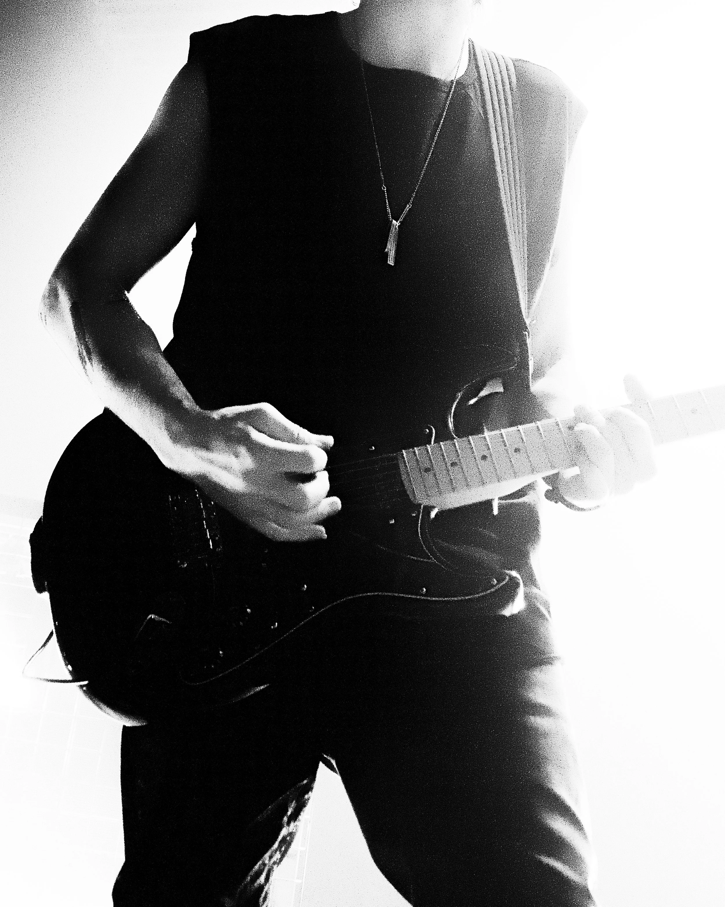 HEALTH X CARPENTER BRUT X DESIRE 18.jpg