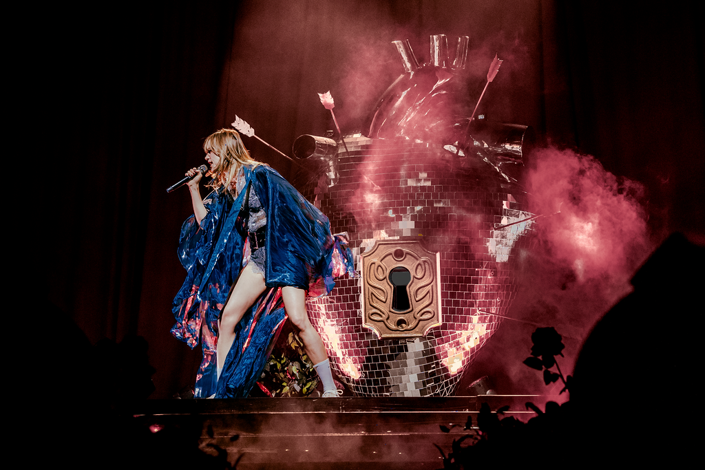 SukiWaterhouse_OKC_AJKeesler_-4.png