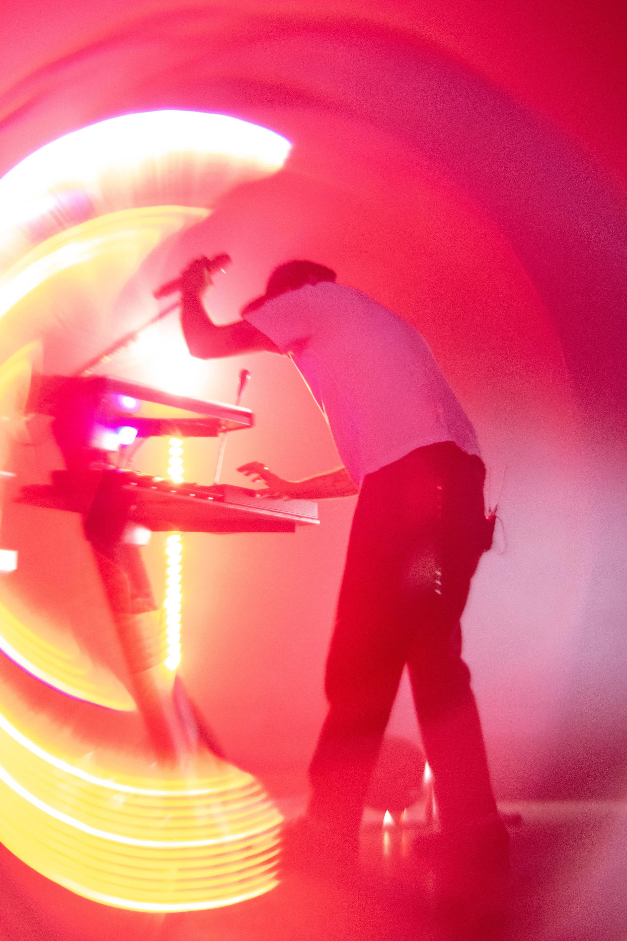 20260925_Phantogram-8.jpg