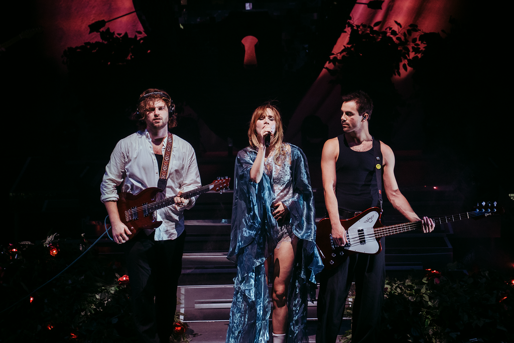 SukiWaterhouse_OKC_AJKeesler_-18.png